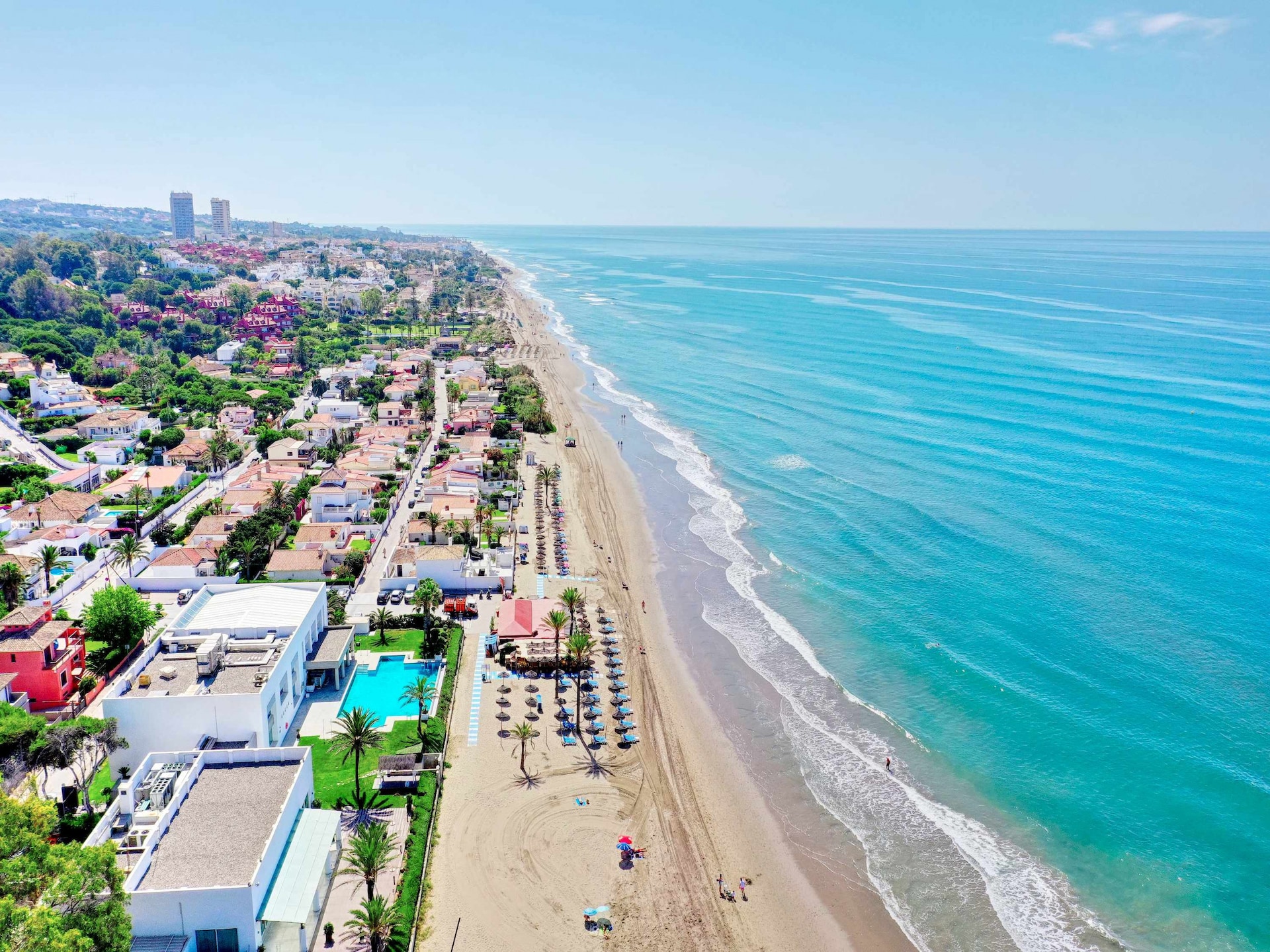 Luxe strandappartement met jacuzzi in Golden Beach, Marbella - foto 42