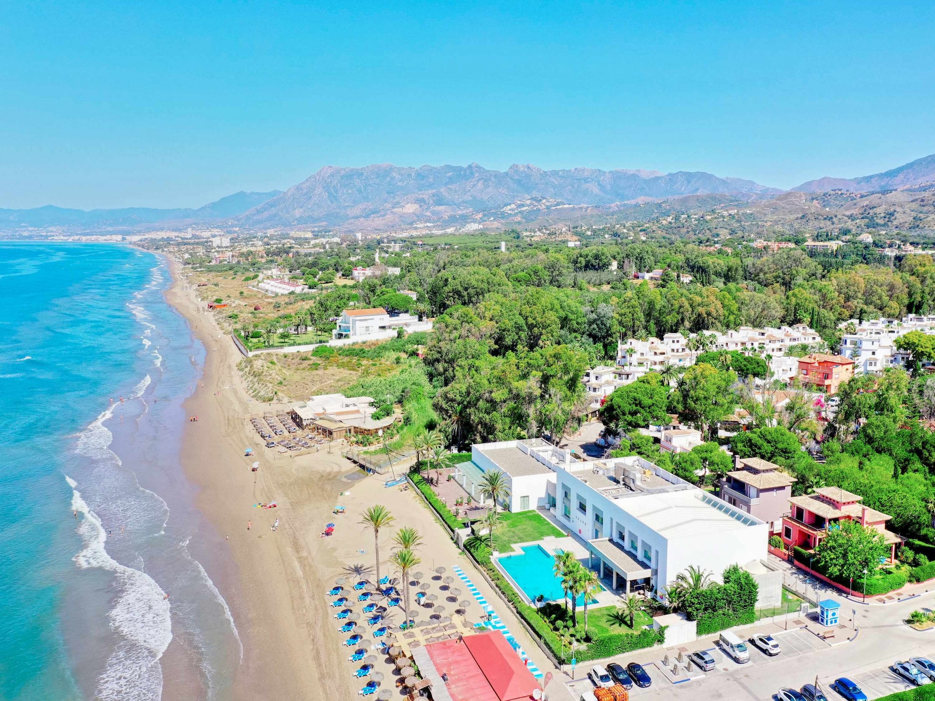 Luxe strandappartement met jacuzzi in Golden Beach, Marbella - foto 44
