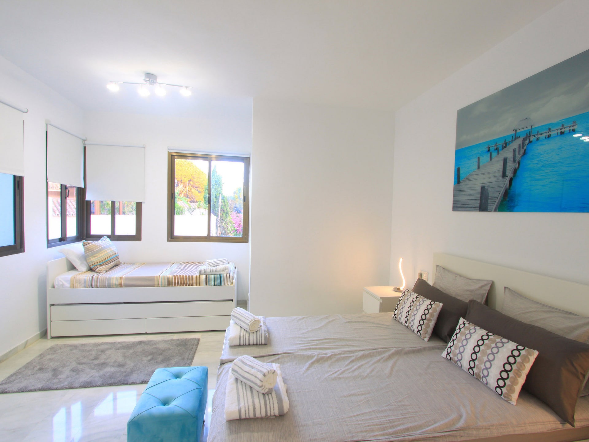 Luxe strandappartement met jacuzzi in Golden Beach, Marbella - foto 24