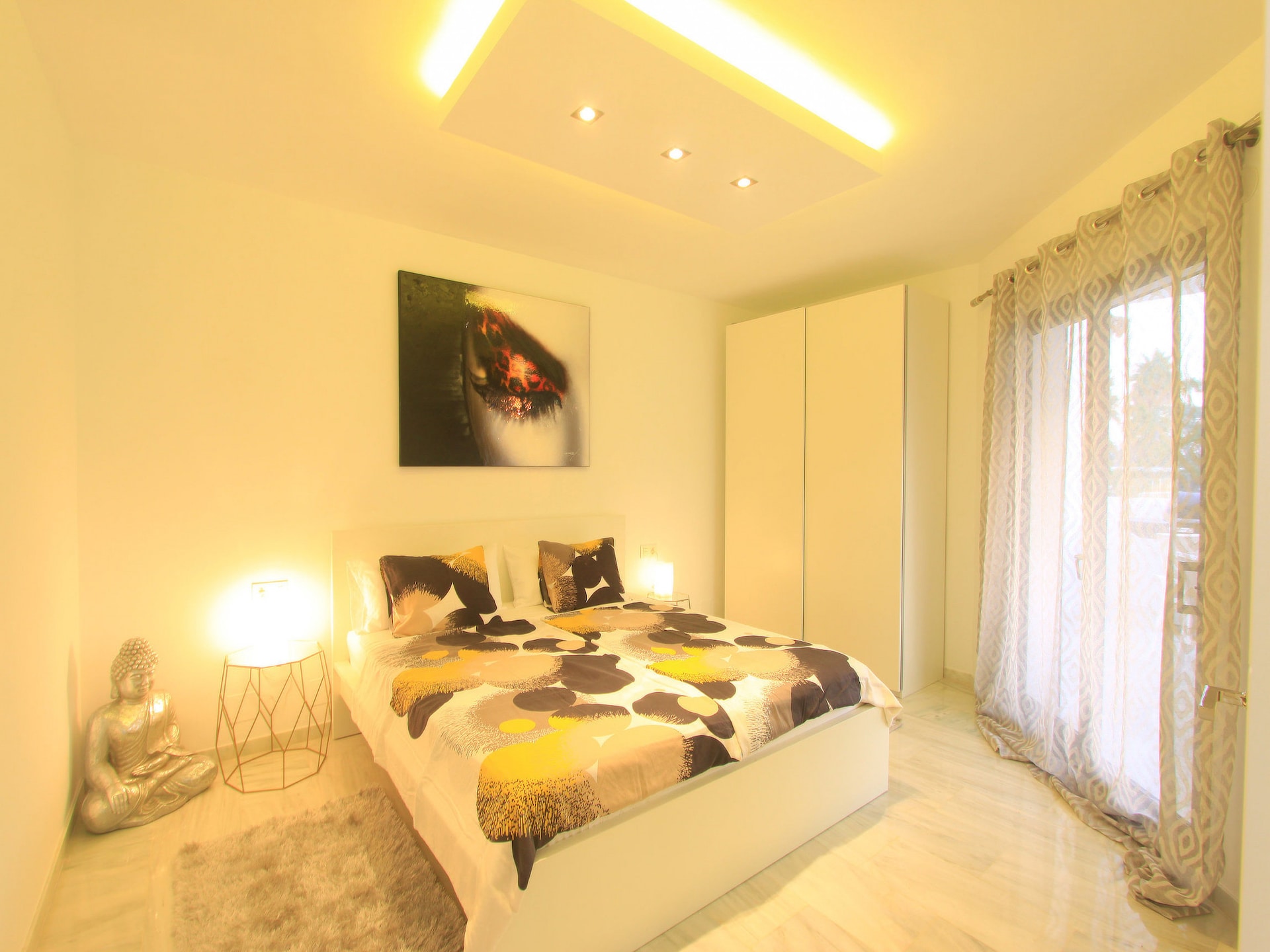 Luxe strandappartement met jacuzzi in Golden Beach, Marbella - foto 5