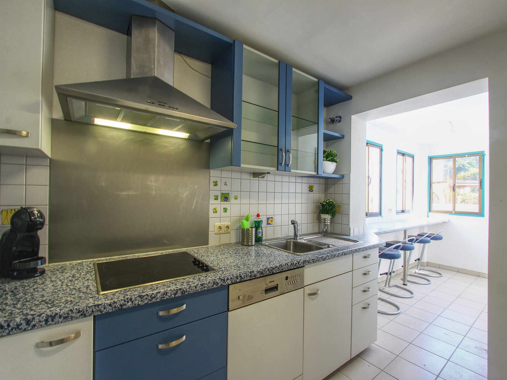 Luxe strandappartement met jacuzzi in Golden Beach, Marbella - foto 19