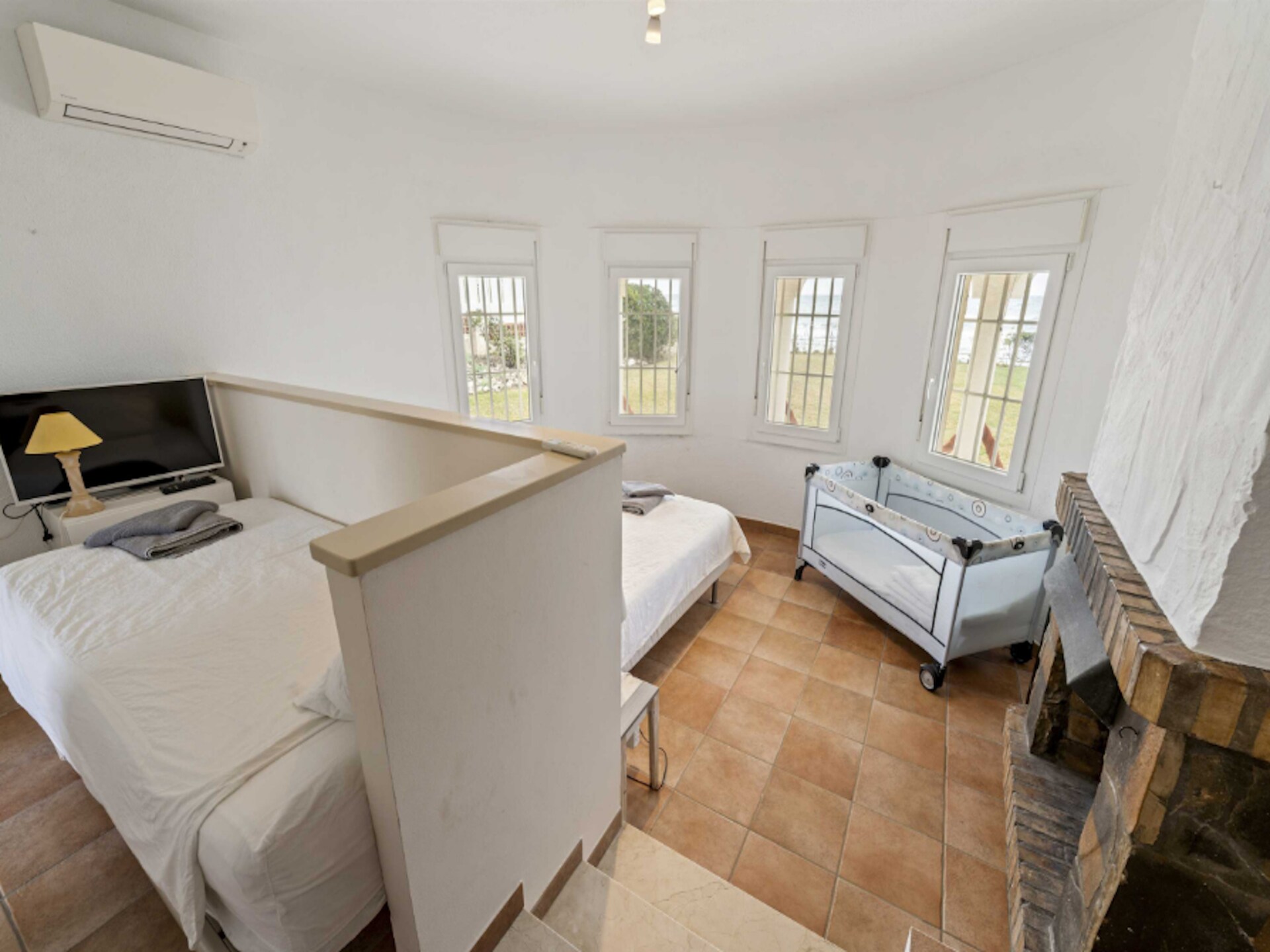 Beachfront Villa Marbesa: direct aan zee met privézwembad en uitzicht op Gibraltar - foto 11