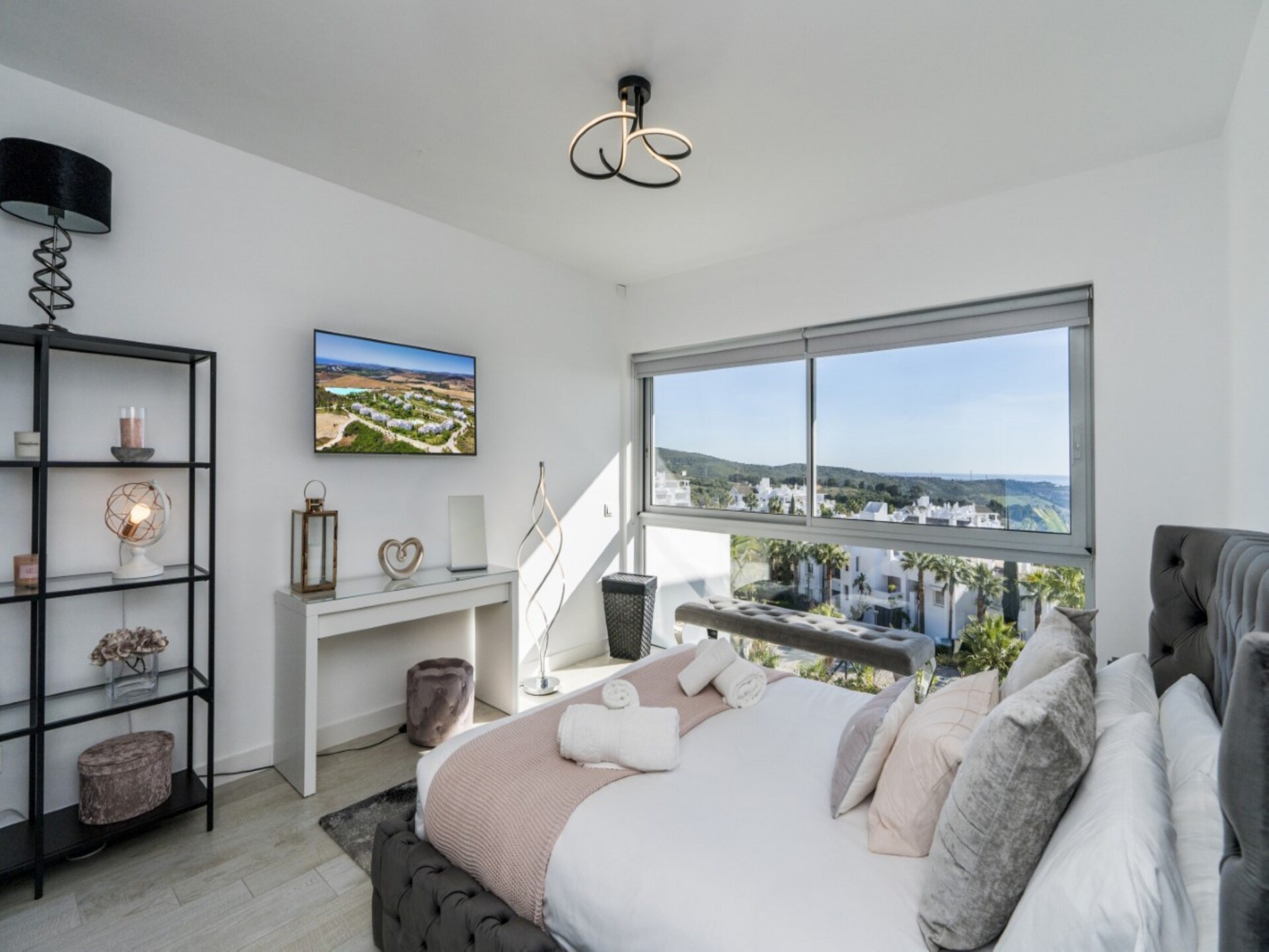 Stijlvol 3-kamerappartement aan de lagune in Casares - foto 21
