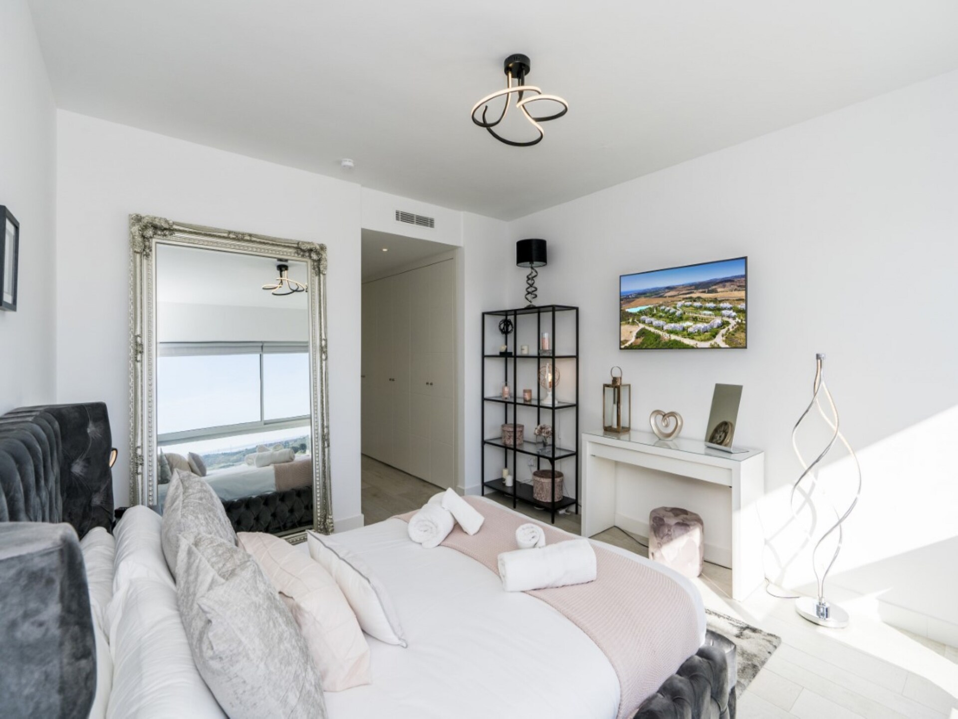 Stijlvol 3-kamerappartement aan de lagune in Casares - foto 22