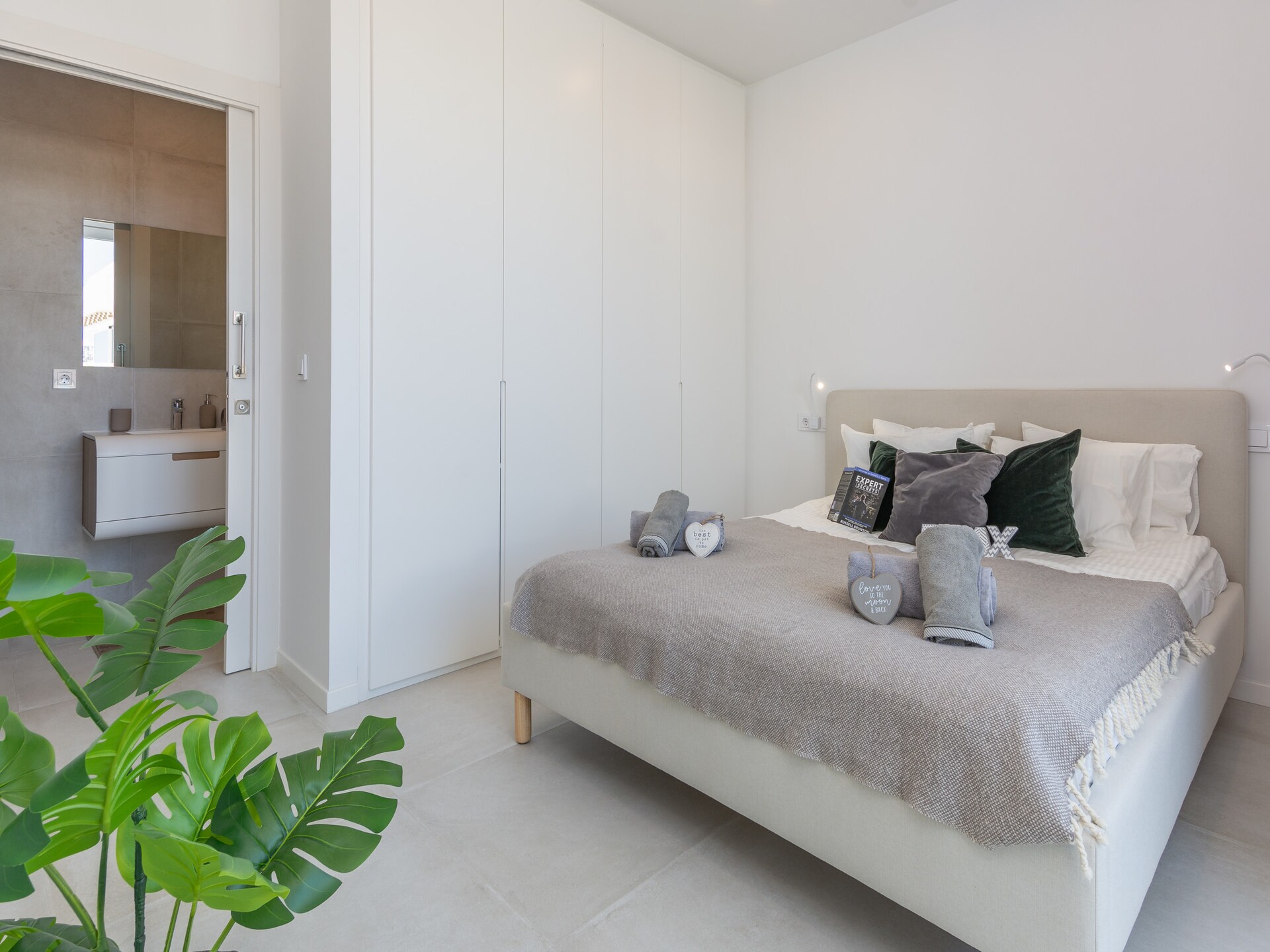 Op 1,4 km van het strand: Moderne villa met privézwembad in Mijas Costa - foto 5