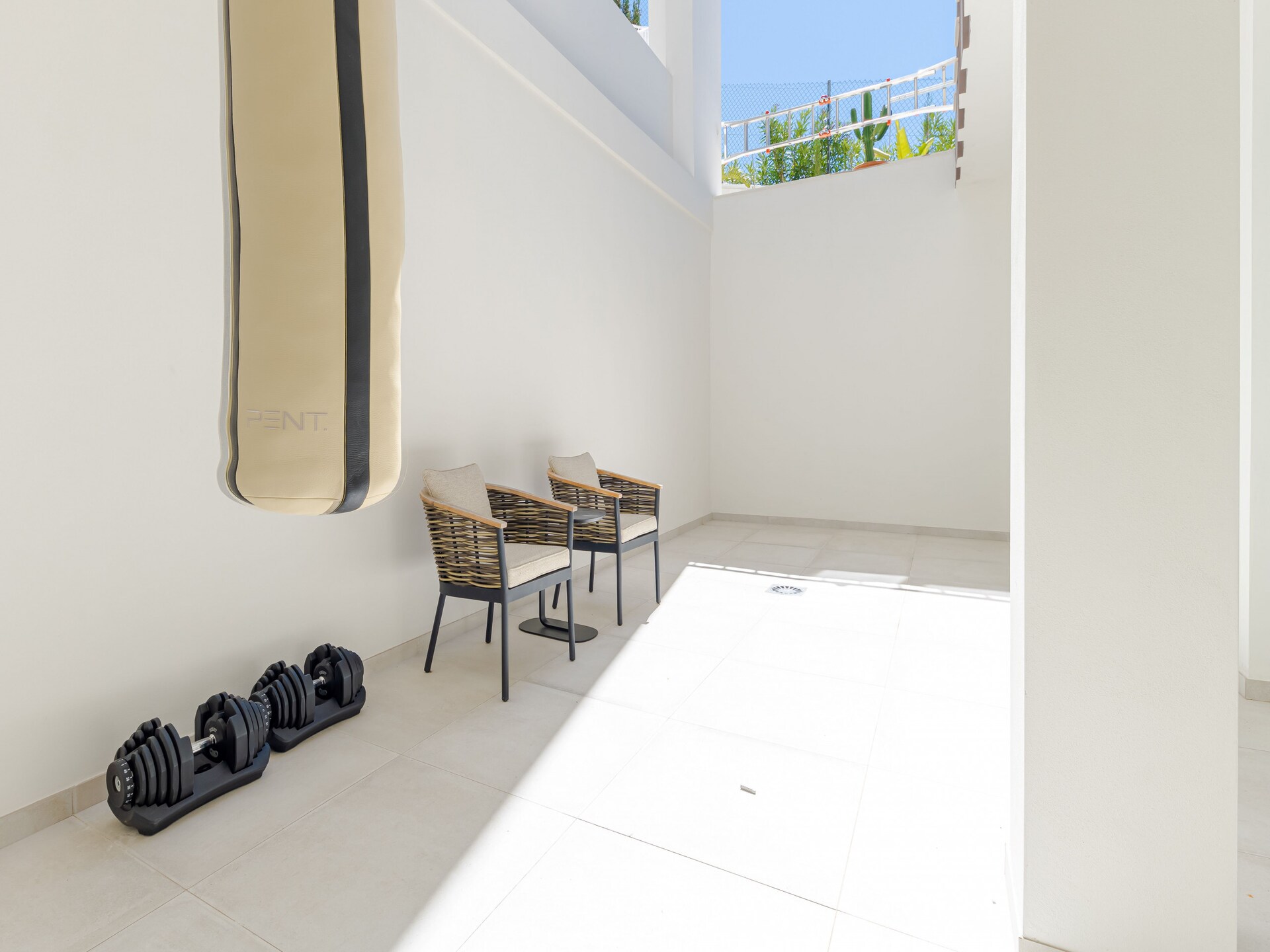 Luxe 18-persoons villa met verwarmd zwembad aan de golfbaan in Mijas Costa - foto 51