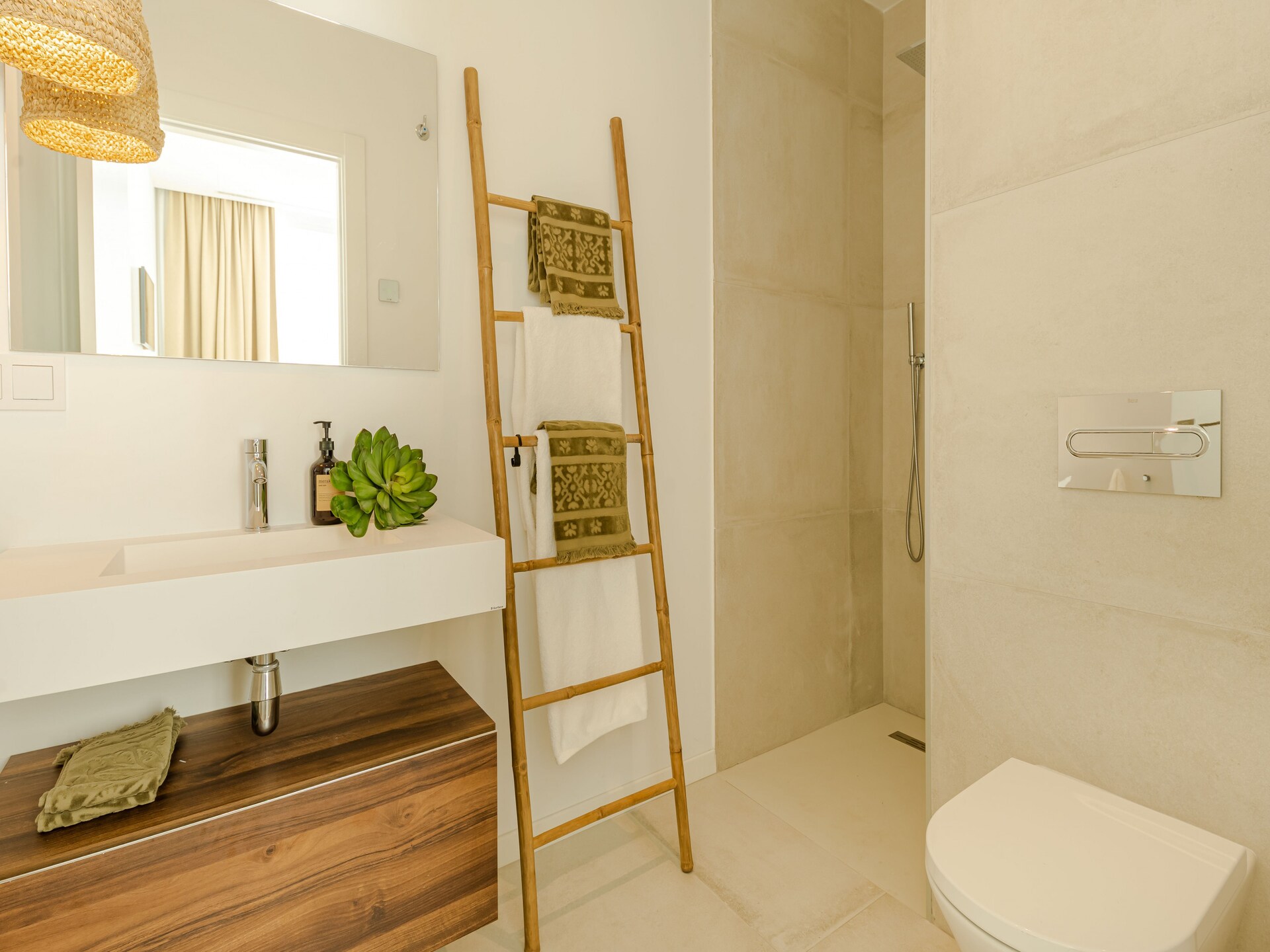 Luxe 18-persoons villa met verwarmd zwembad aan de golfbaan in Mijas Costa - foto 46