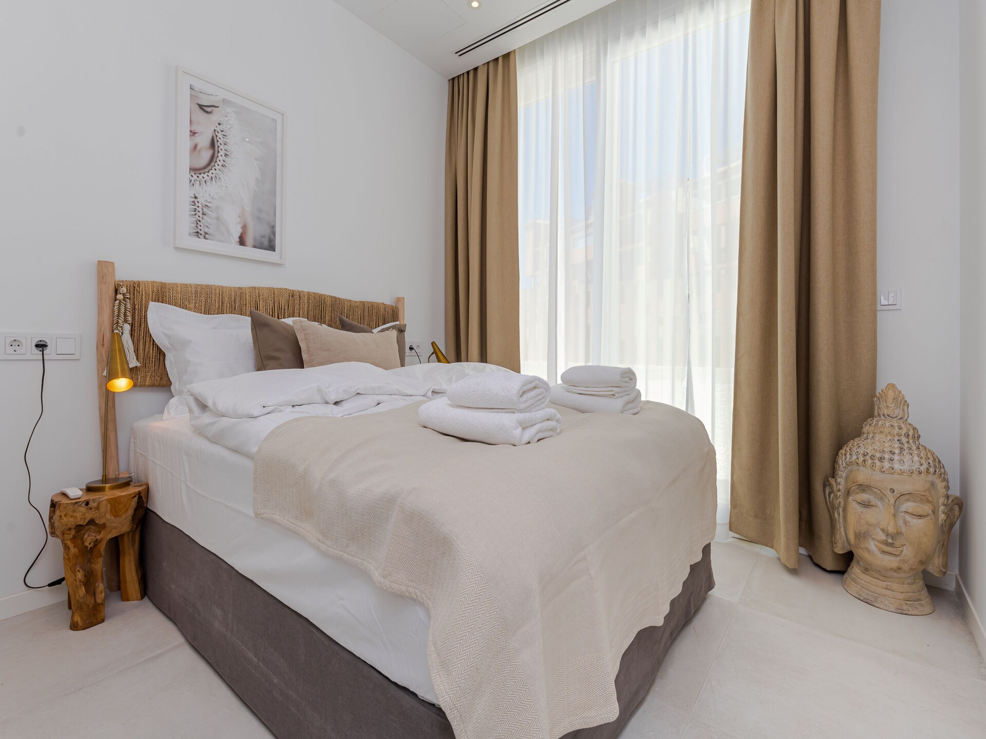 Luxe 18-persoons villa met verwarmd zwembad aan de golfbaan in Mijas Costa - foto 37