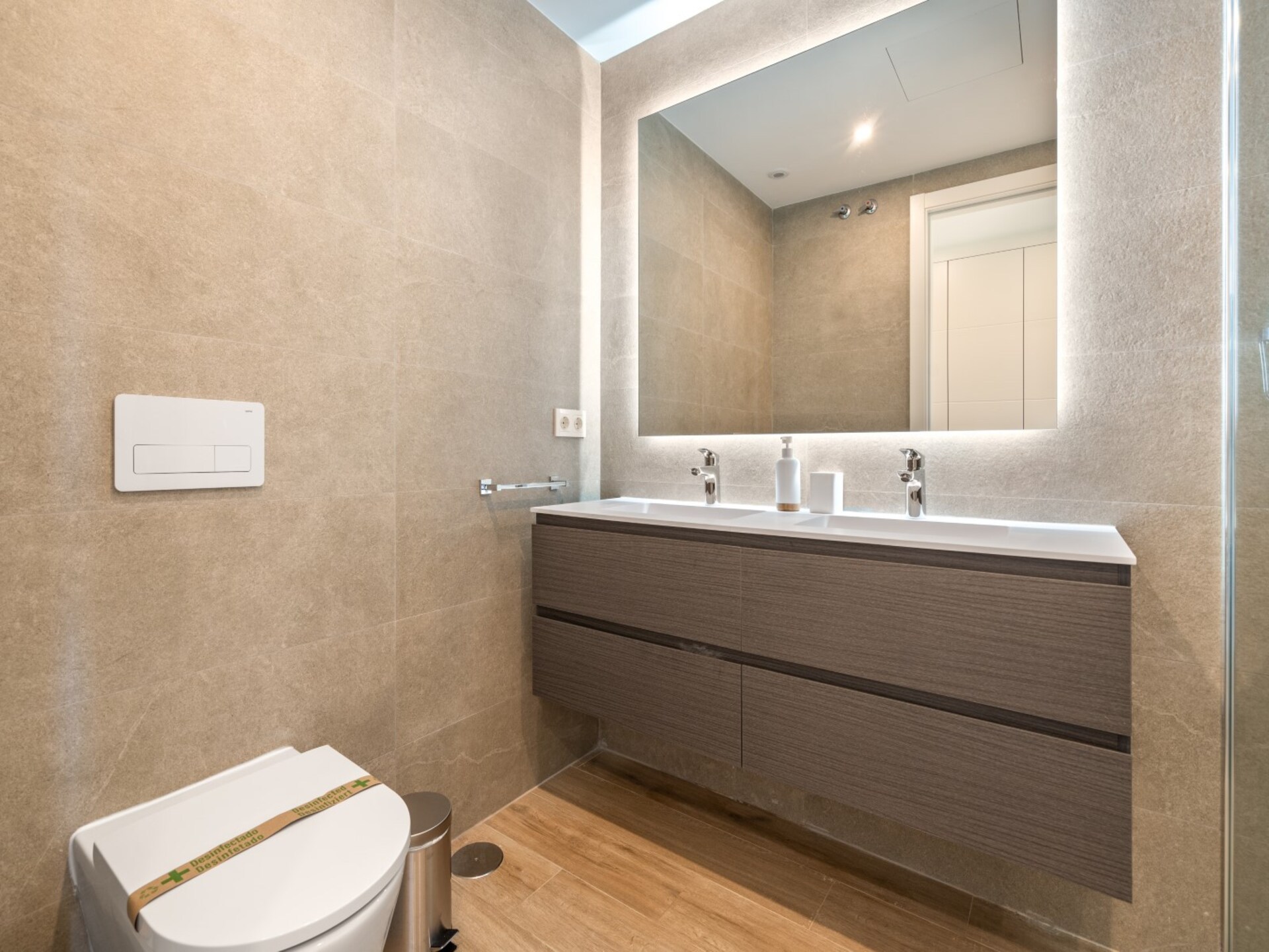 Luxe appartement aan de golfbaan met privétuin op 10 meter van het strand - foto 15