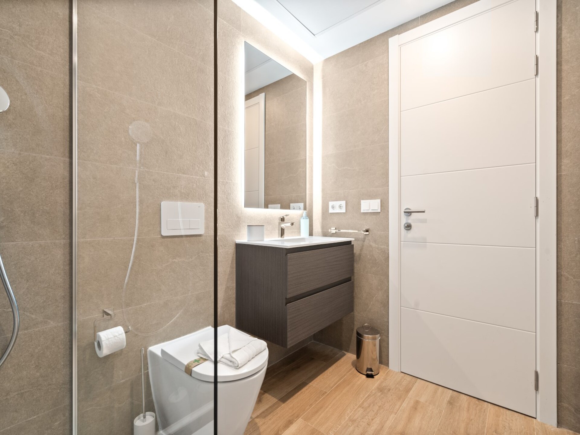 Stijlvol appartement aan de lagune van Casares, strand op 10 meter - foto 11