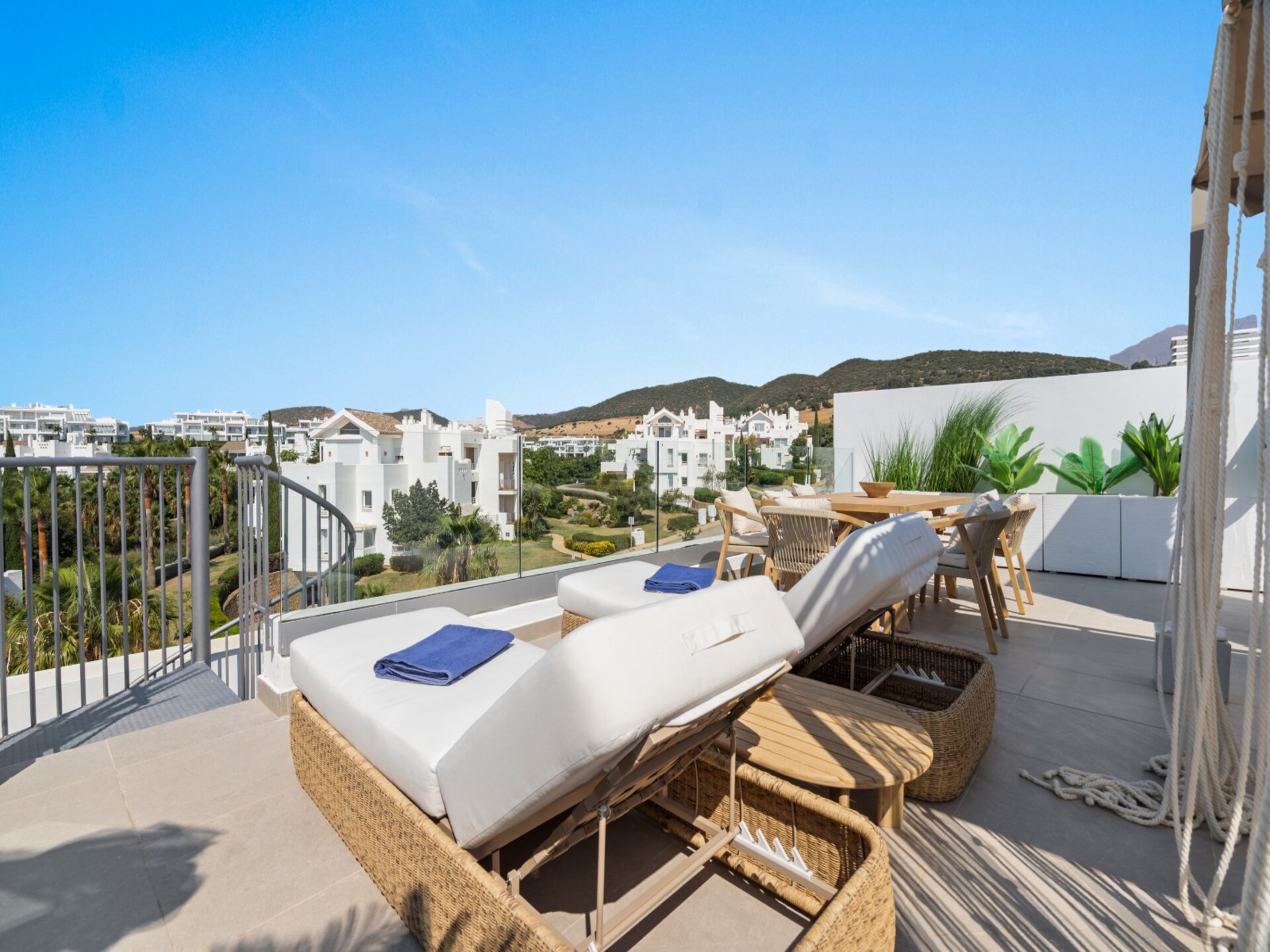 Aan het strand: Modern appartement in Alcazaba Lagoon, Casares - foto 17