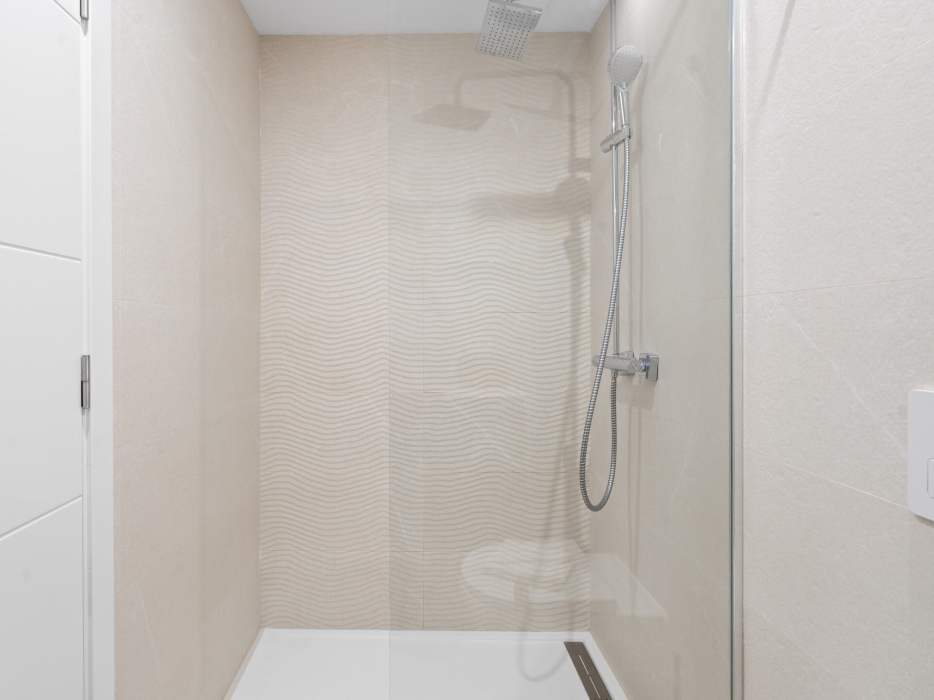 Aan het strand: Modern appartement in Alcazaba Lagoon, Casares - foto 14