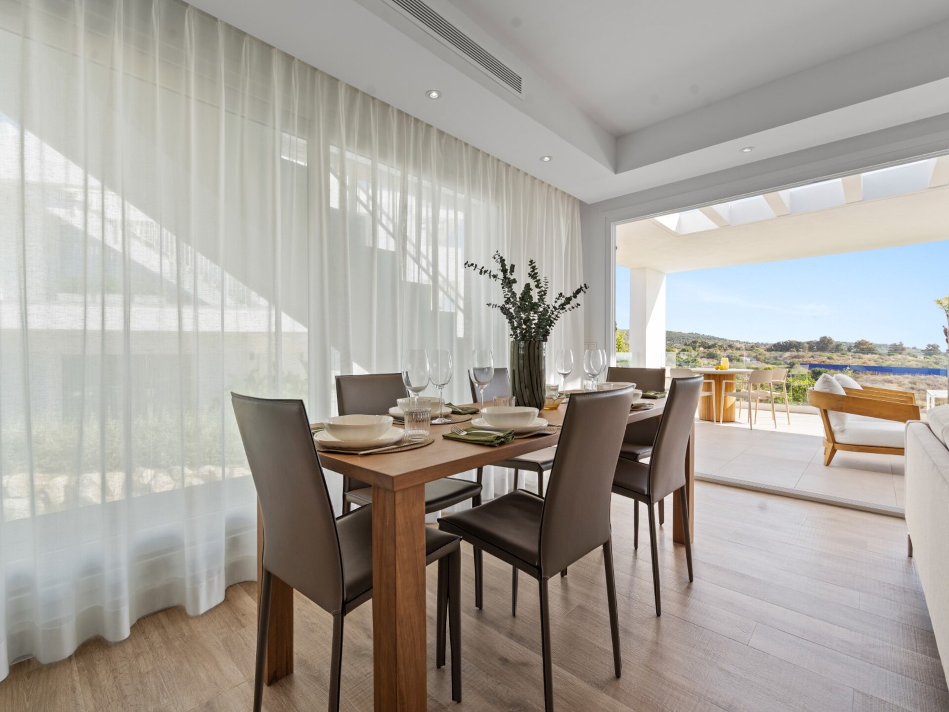 Aan het strand: Ruim appartement in Casares met solarium - foto 4