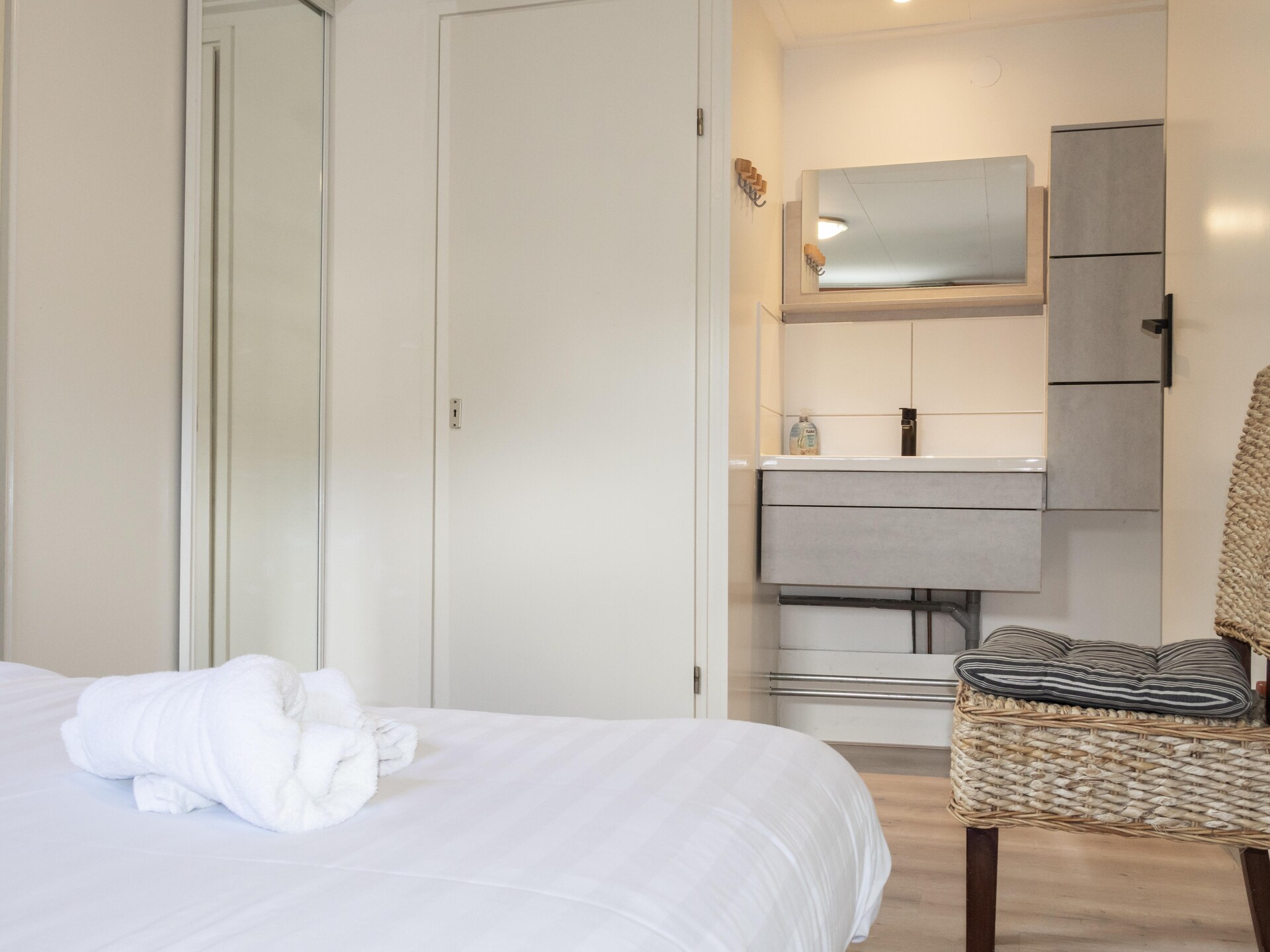 Huis & Meer: knus vakantiehuis op 20m² bij het IJsselmeer in Lemmer - foto 12
