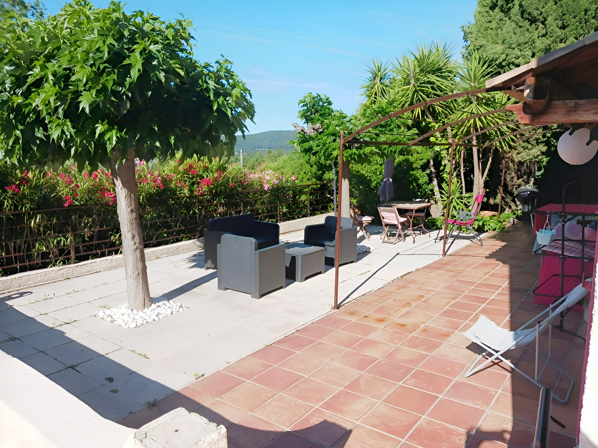 Vrijstaande villa met panoramisch uitzicht en privézwembad in Draguignan - foto 18