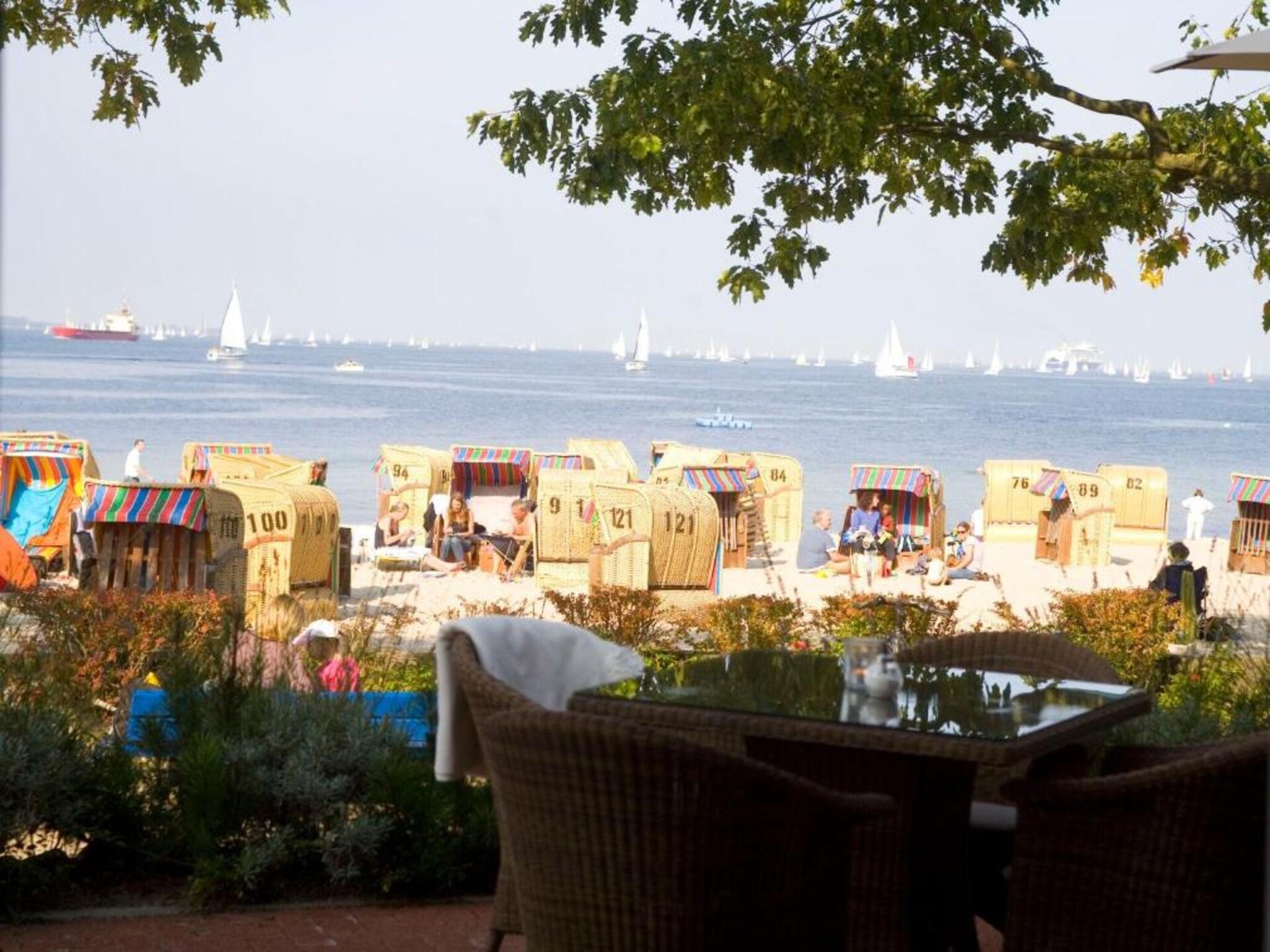 Corner Junior Suite Sea Side: Luxe hoeksuite met panoramisch zee- en meerzicht - foto 16