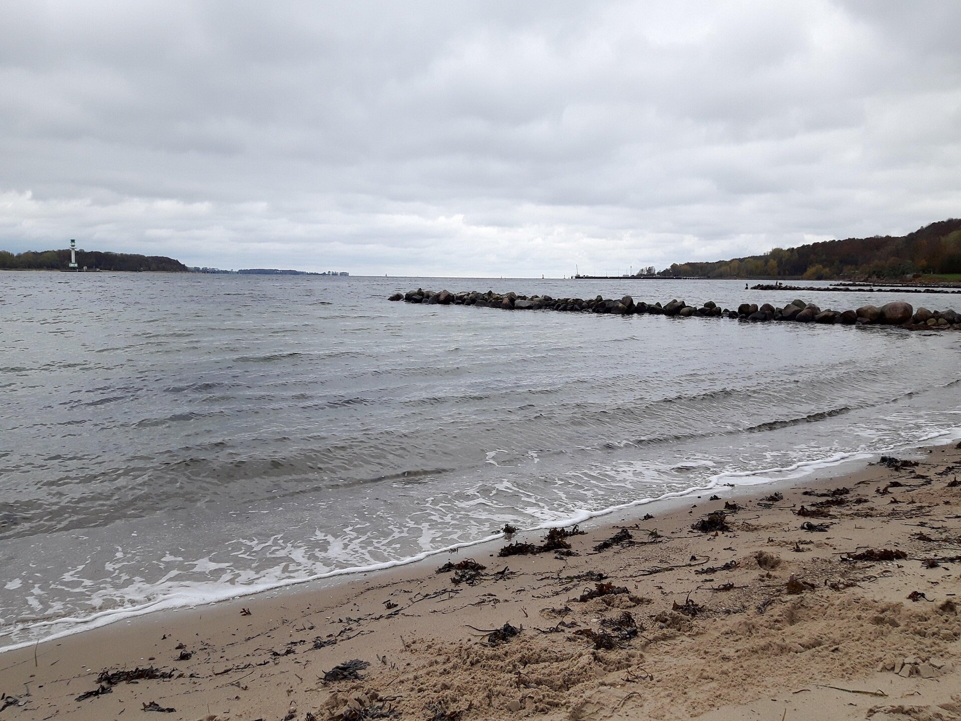 Stijlvolle eenpersoonskamer aan de landzijde, 20 meter van het strand in Heikendorf - foto 28
