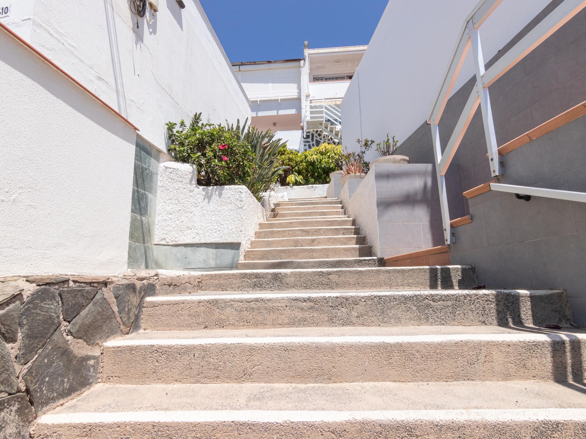 Zorgeloze vakantie in Maspalomas: Gelijkvloers appartement met zwembad - foto 29