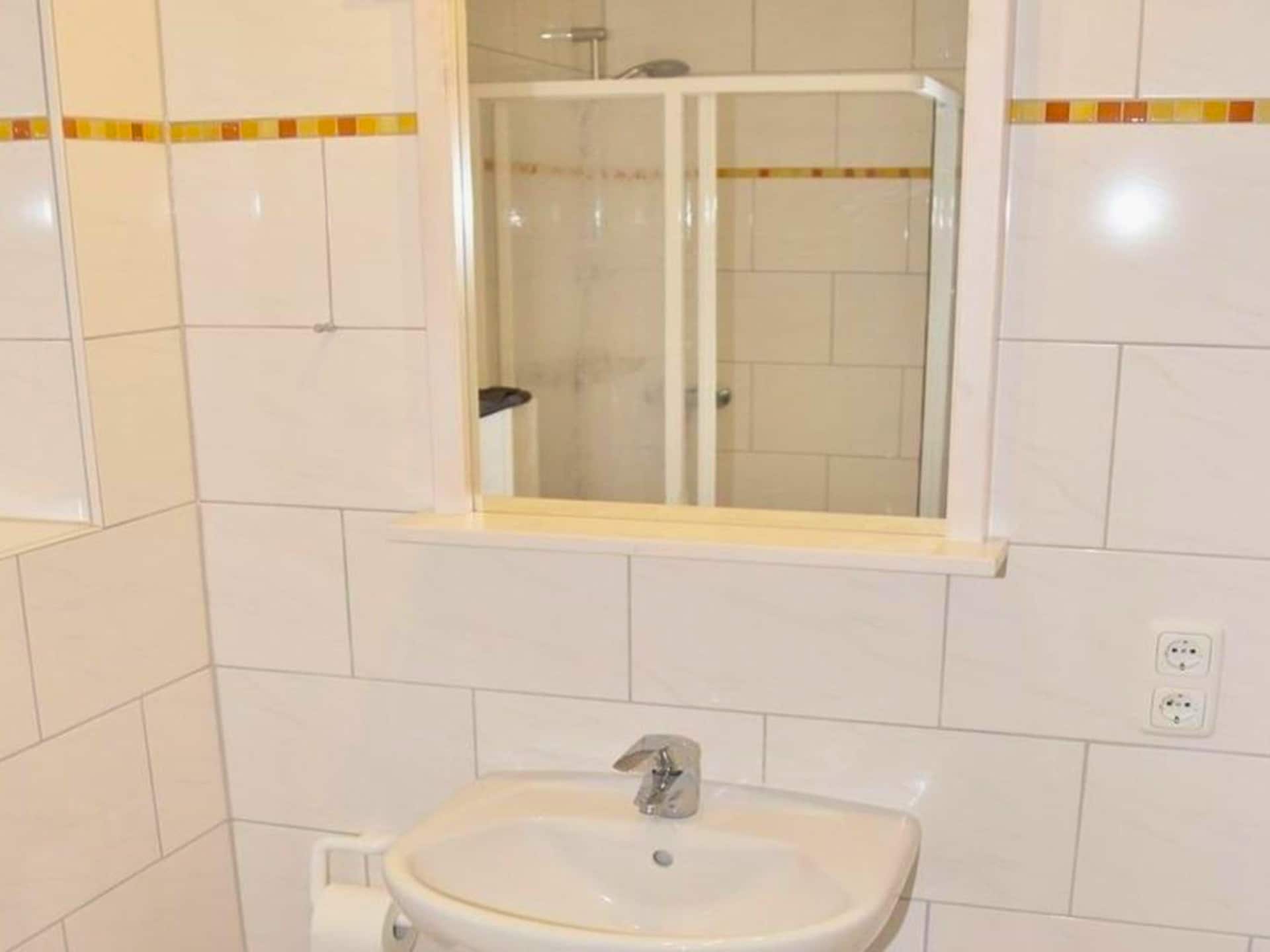 Centraal gelegen appartement aan zee in Burgtiefe-Südstrand · 5 pers. - foto 10