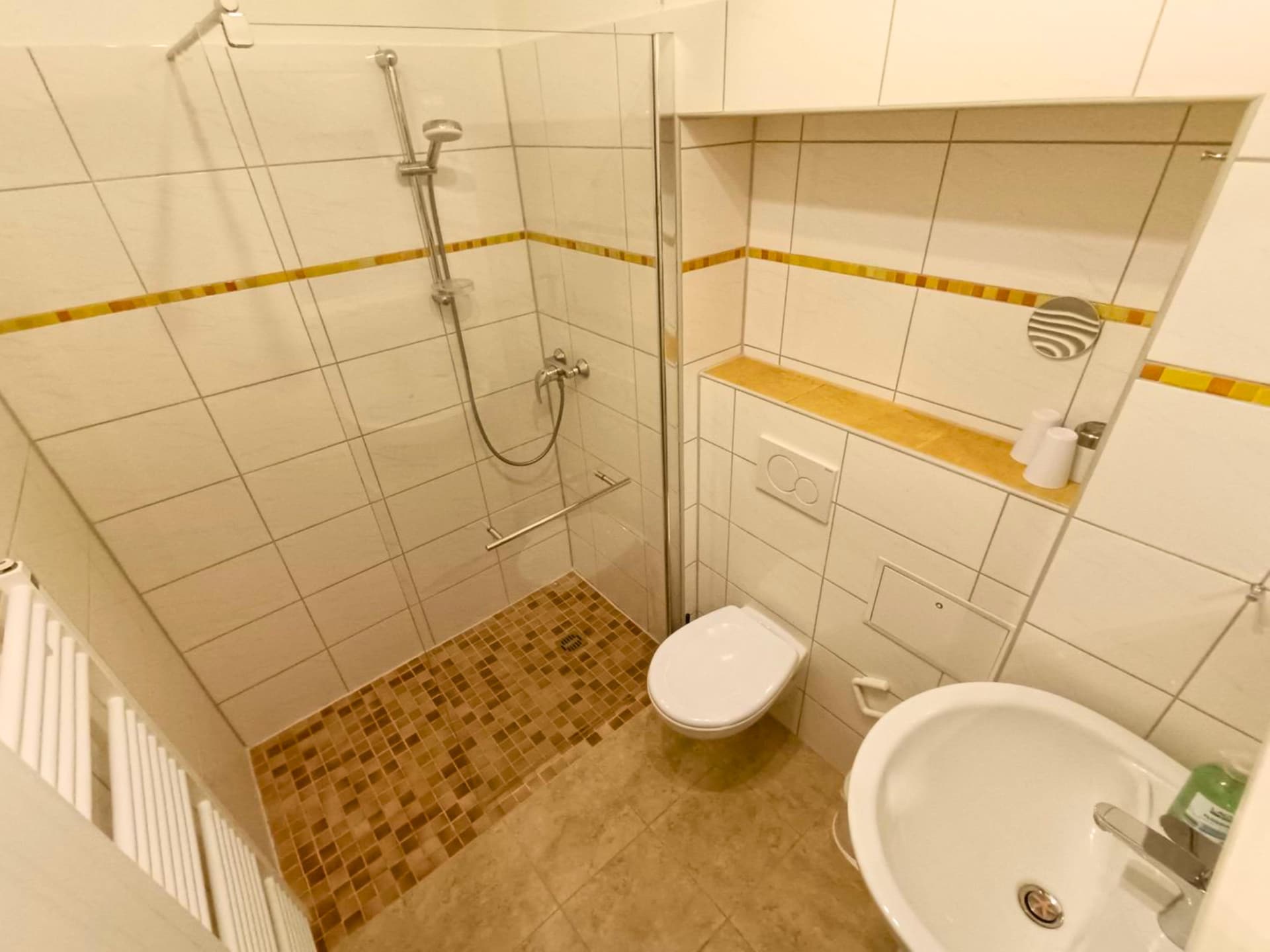 Centraal gelegen appartement aan zee in Burgtiefe-Südstrand · 2 pers. - foto 32