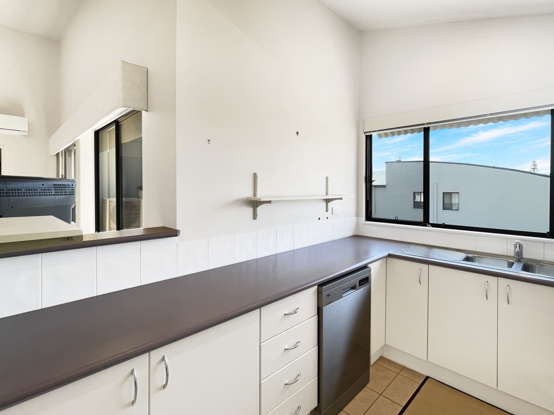 Licht appartement met 3 slaapkamers vlakbij het strand in Batehaven - foto 20