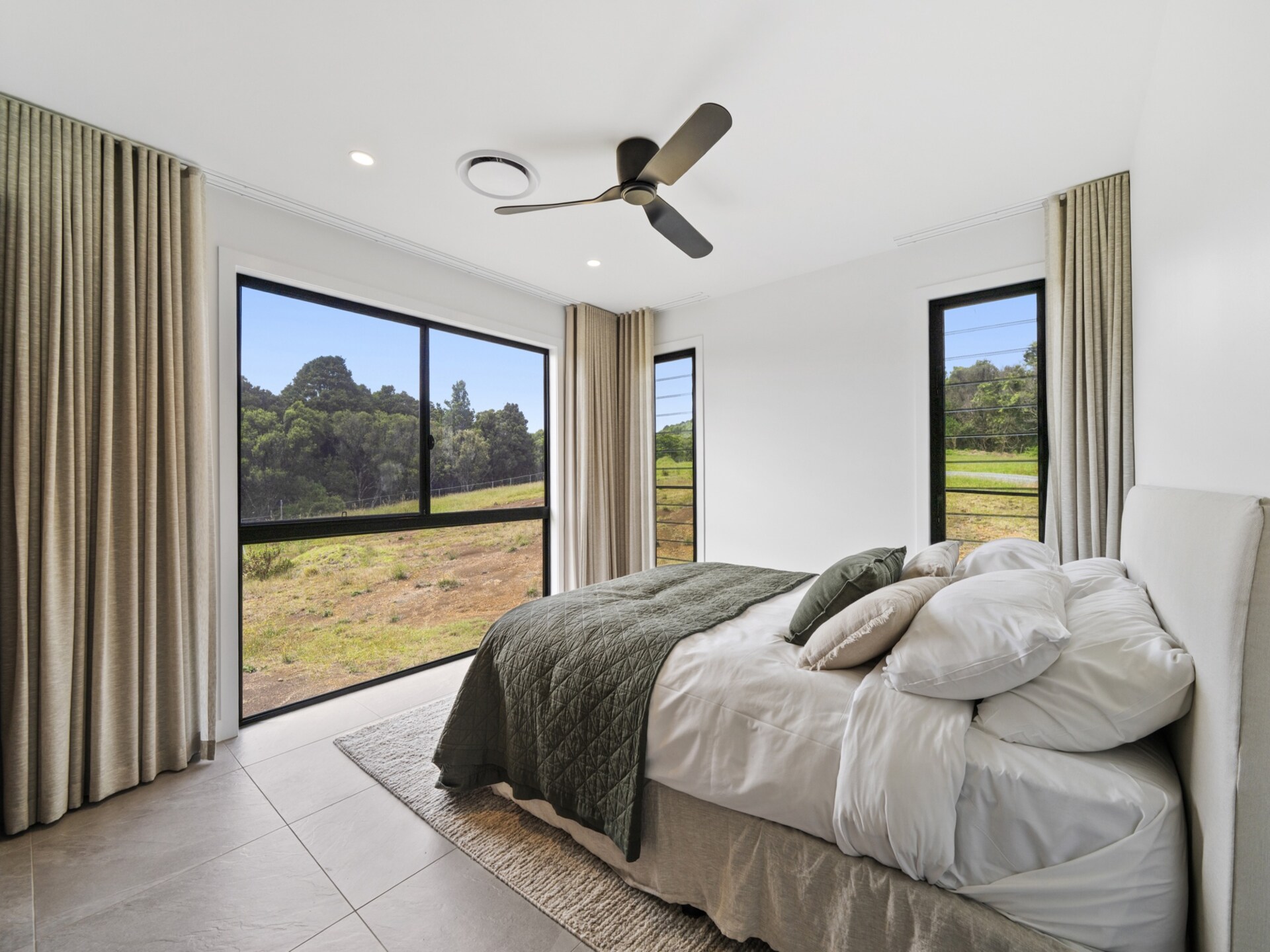 Modern vakantiehuis voor 8 in het groene hart van Springbrook - foto 11
