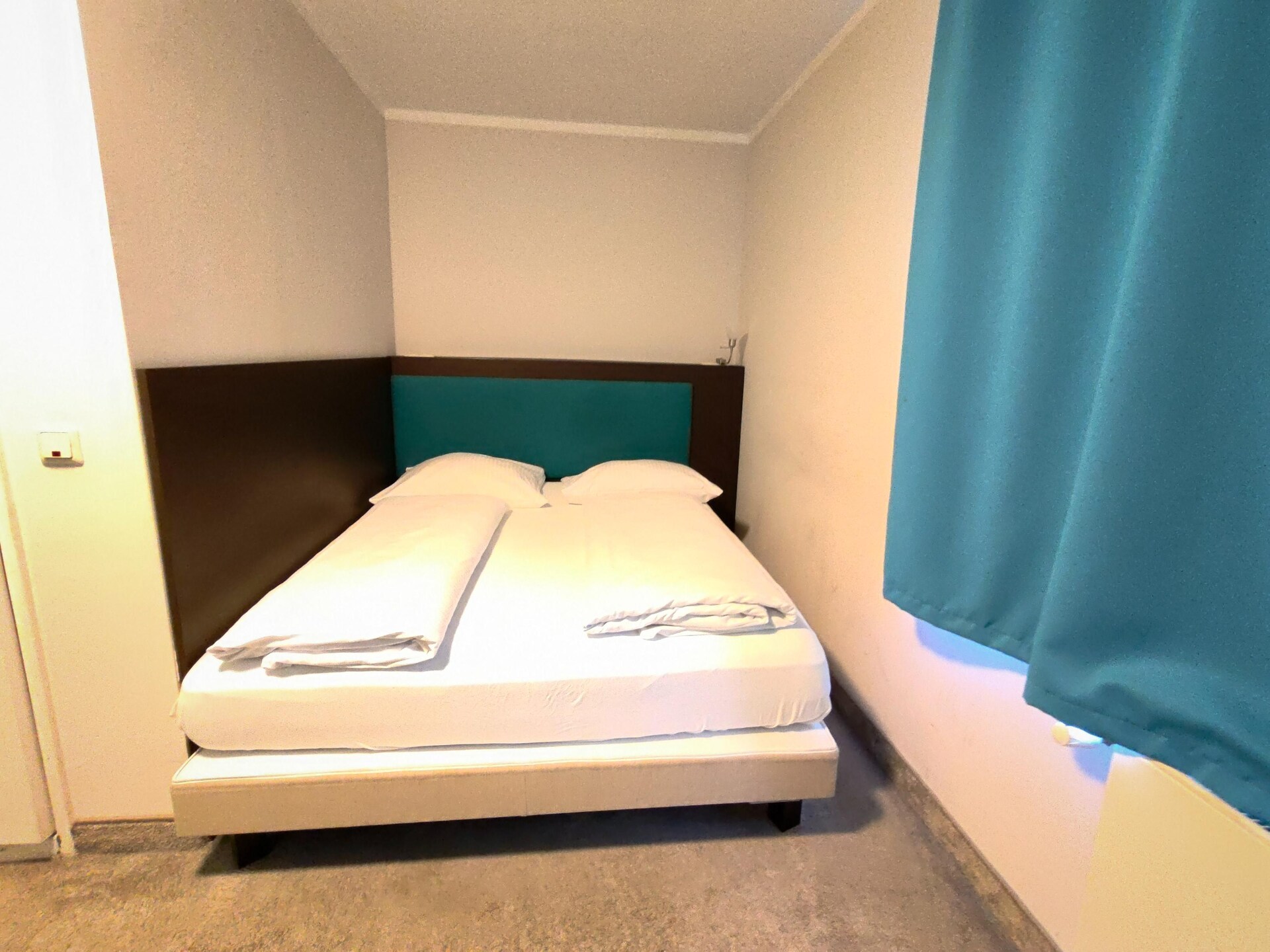 Comfortabele tweepersoonskamer in het bos bij Koblenz - foto 2