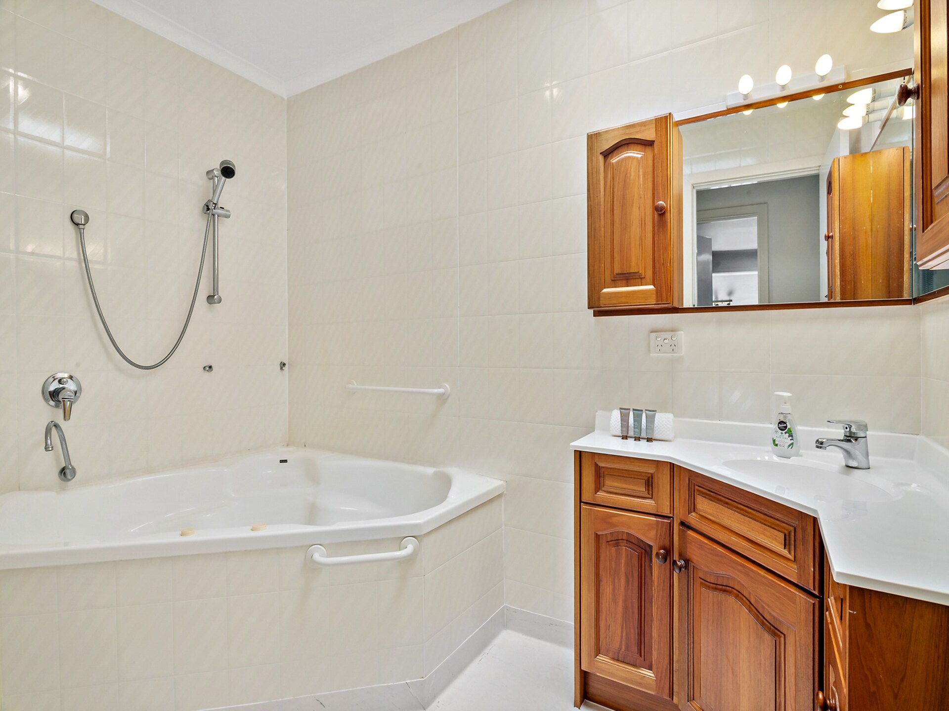 Ruim appartement in Doncaster East voor 8 personen - foto 10