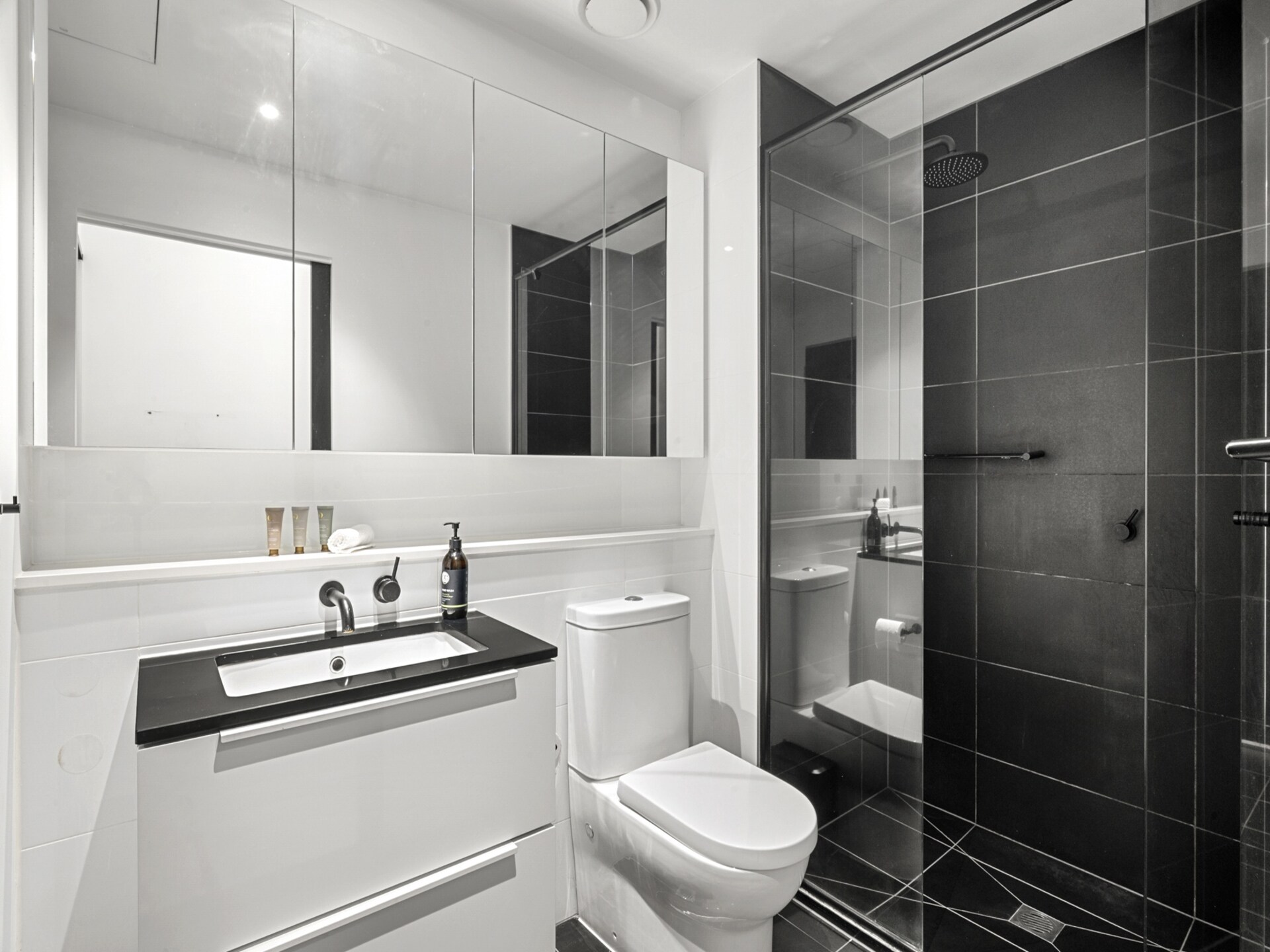 Modern appartement met 2 slaapkamers in Brunswick East - foto 8