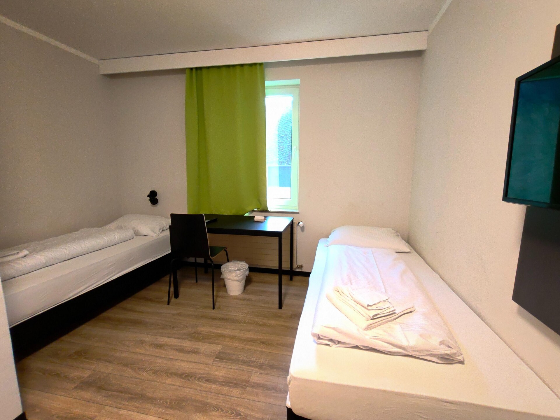 Twin Room Bendorf: Comfortabel appartement in het bos bij Koblenz - foto 2