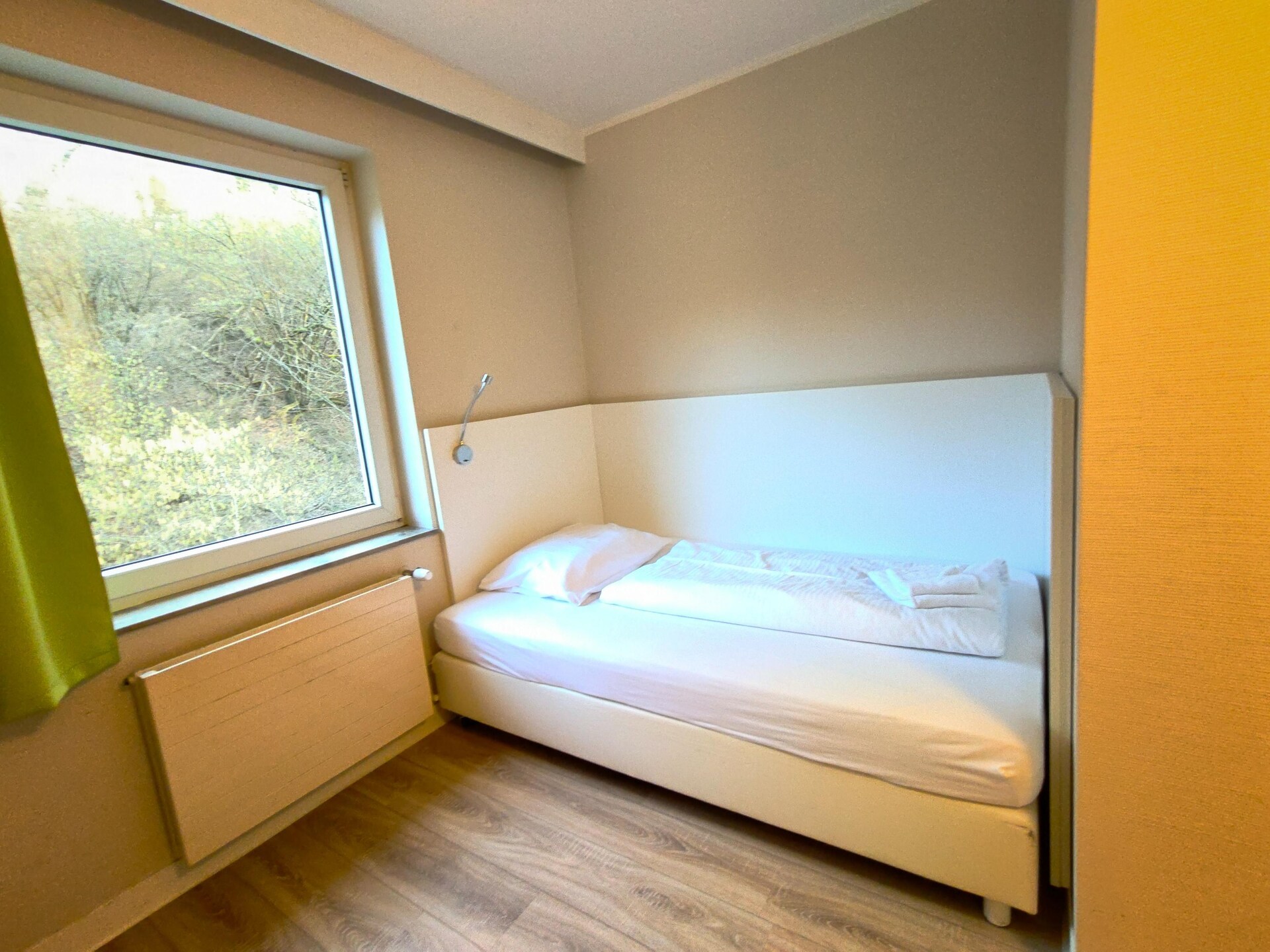 Compacte eenpersoonskamer in het groen nabij Koblenz - foto 9