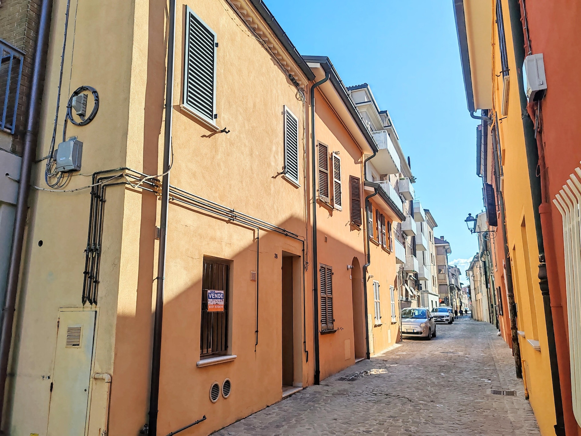 Op 700 m van het strand: Ruim appartement Mura San Gallo in Fano - foto 1