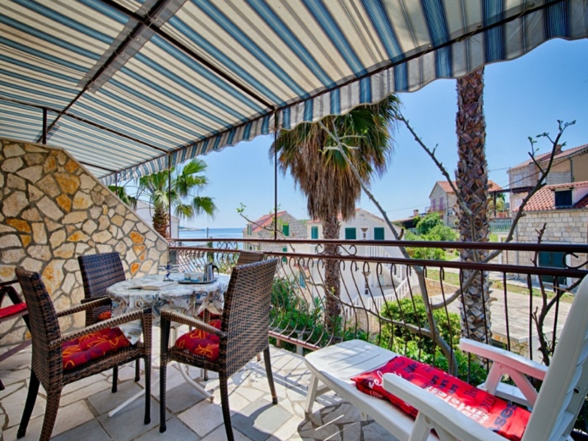 Golden Coast Apartments - A3  OneBedroom with Terrace and Seaview - foto 9