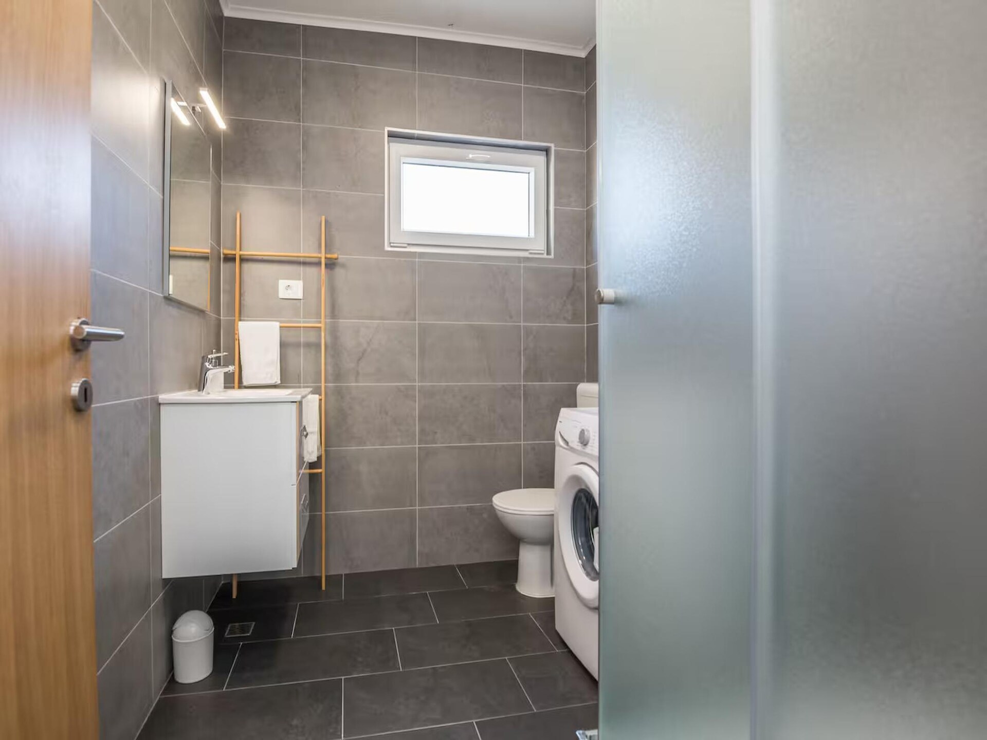 Modern vakantiehuis met zwembad in Zadar voor 5 personen - foto 13