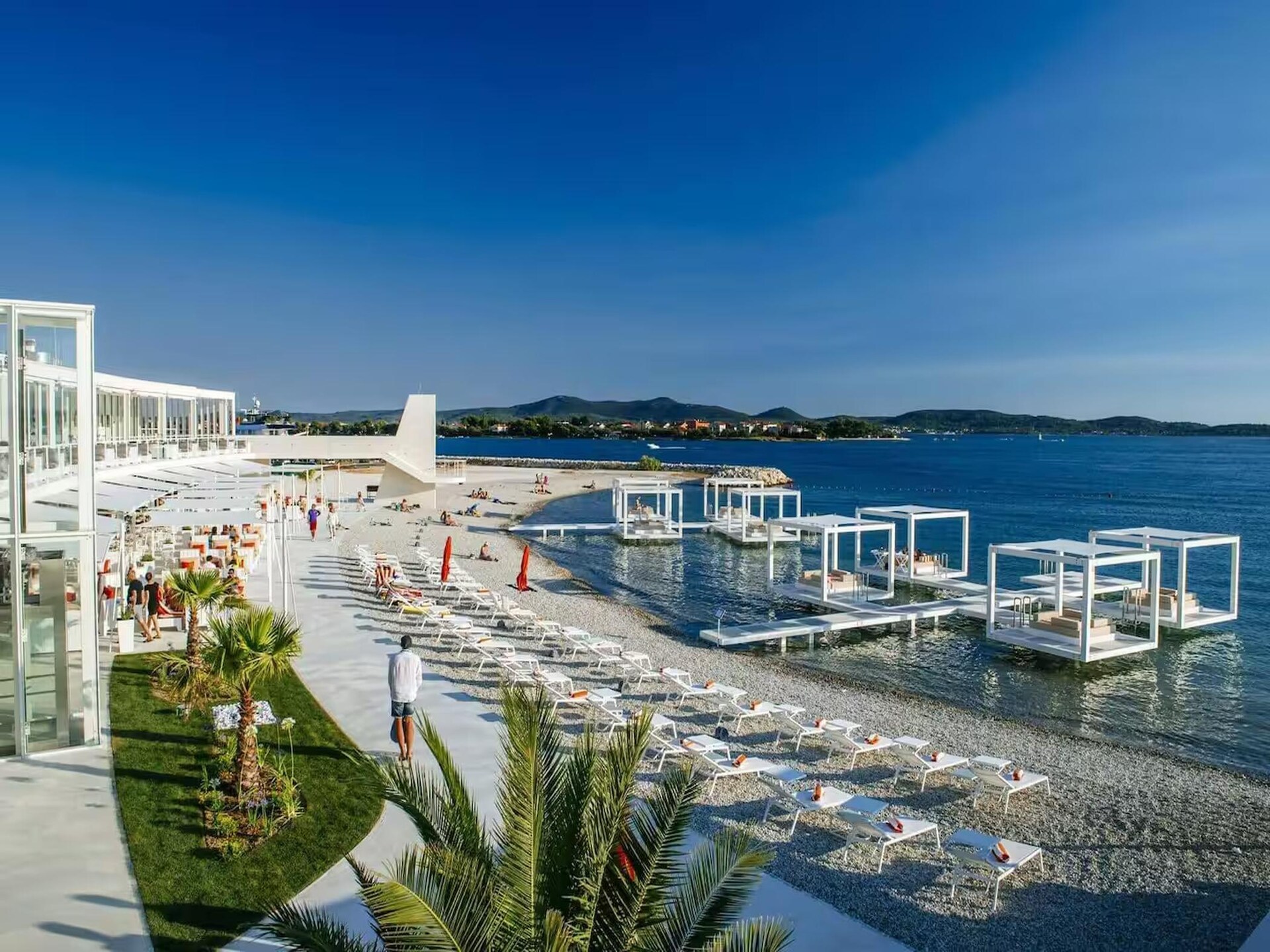 Modern vakantiehuis met zwembad voor 4 personen in Zadar - foto 21
