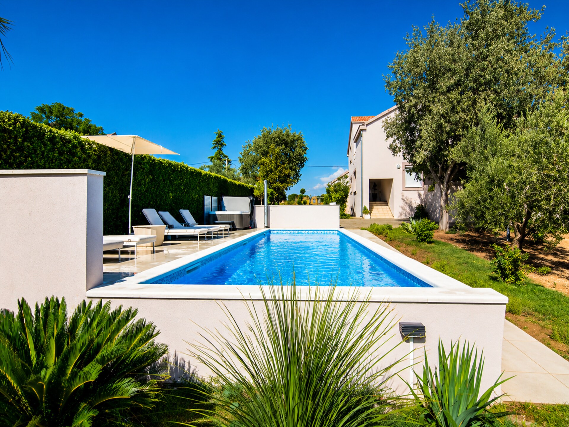 Modern vakantiehuis met zwembad voor 4 personen in Zadar - foto 6
