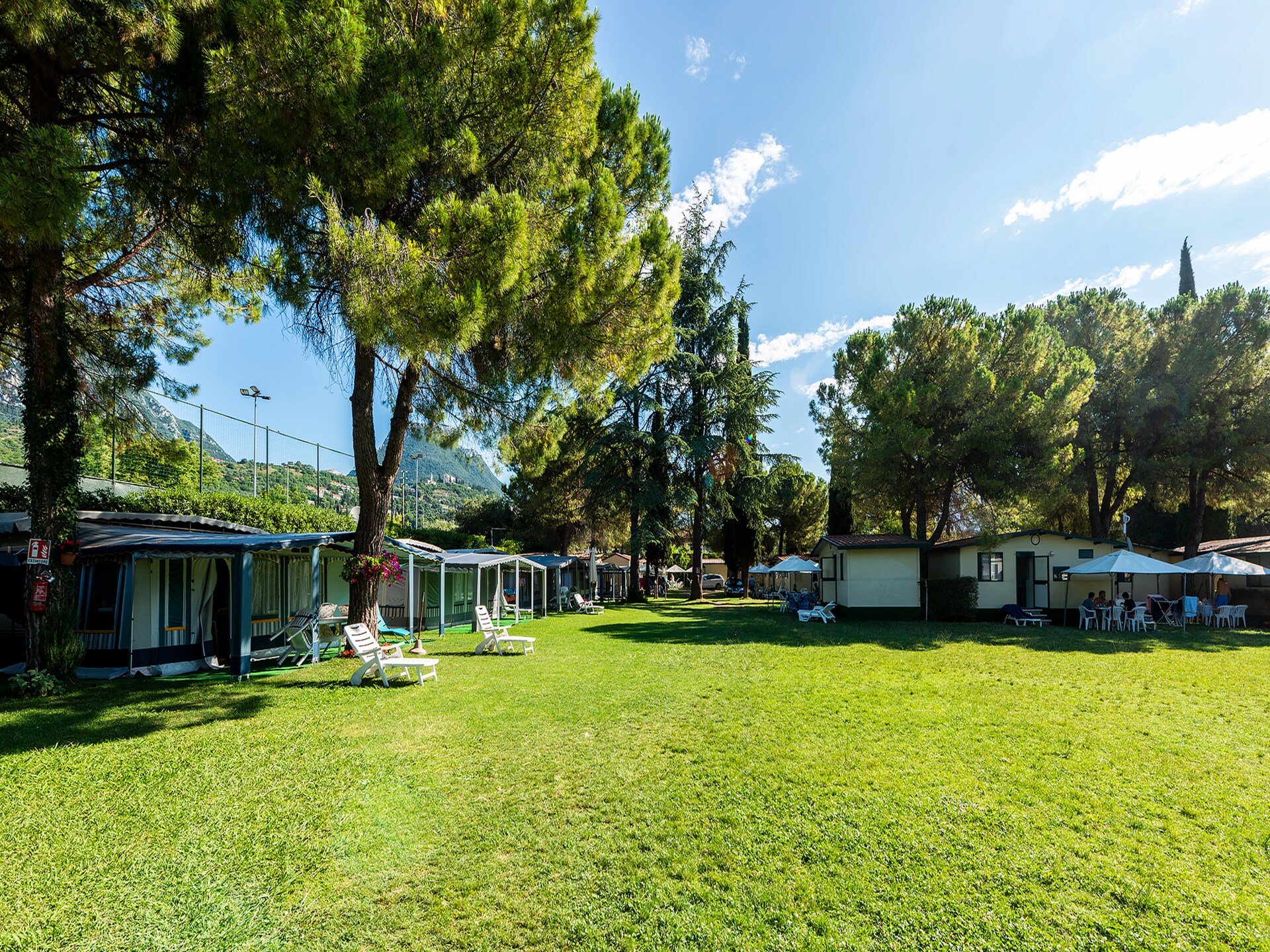 Moderne stacaravan voor 5 op camping Toscolano, vlakbij het Gardameer - foto 4