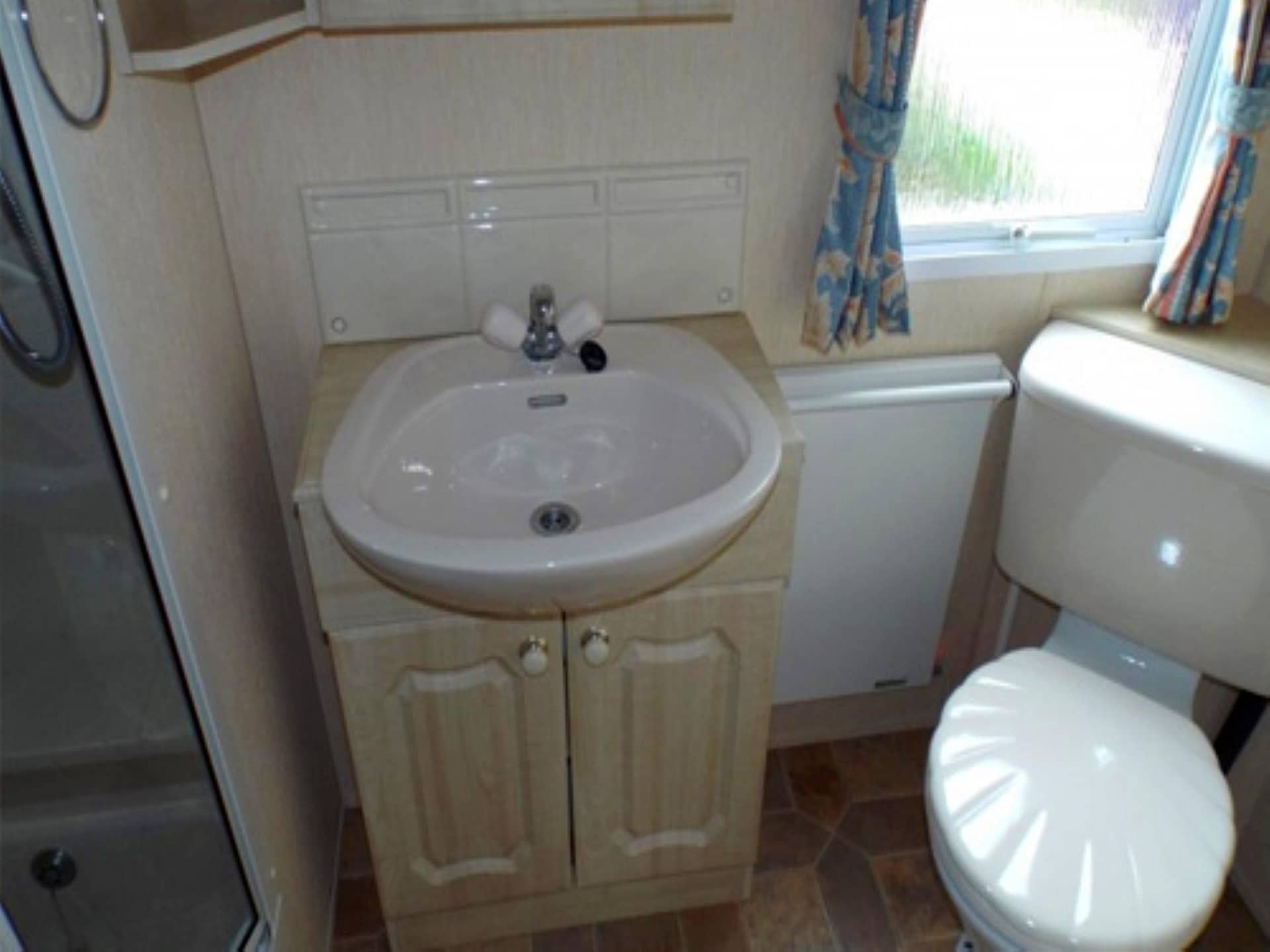 Aan het meer: Comfortabele stacaravan in Dabel voor 4 personen · 35 m² - foto 12