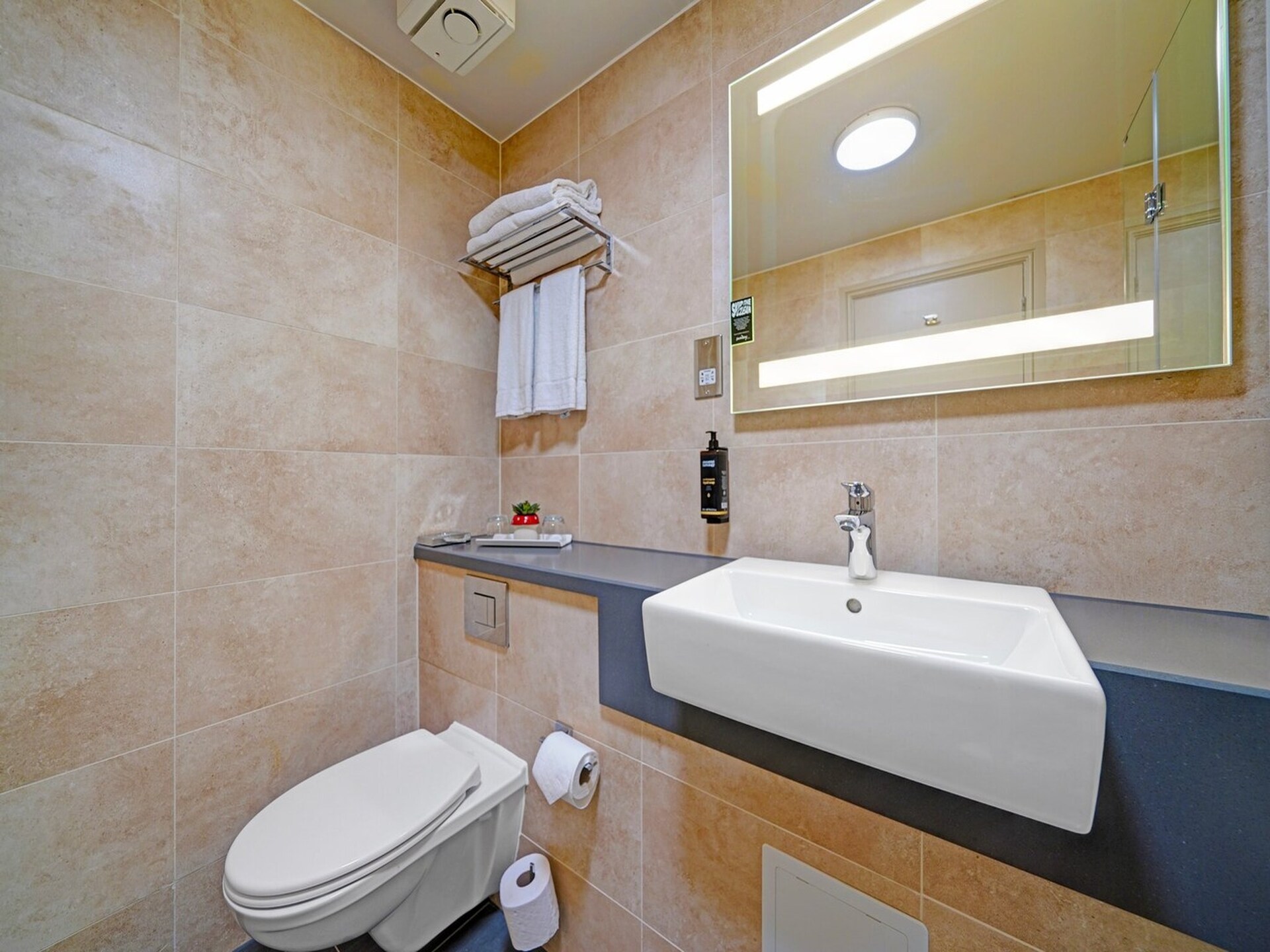 Compacte eenpersoonskamer in historisch hotel, hartje Exeter - foto 35