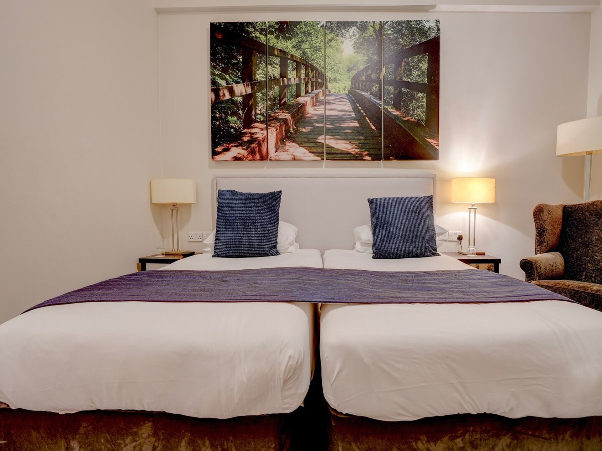 Knusse Classic Twin Room in bosrijk Surrey, vlakbij Londen - foto 11