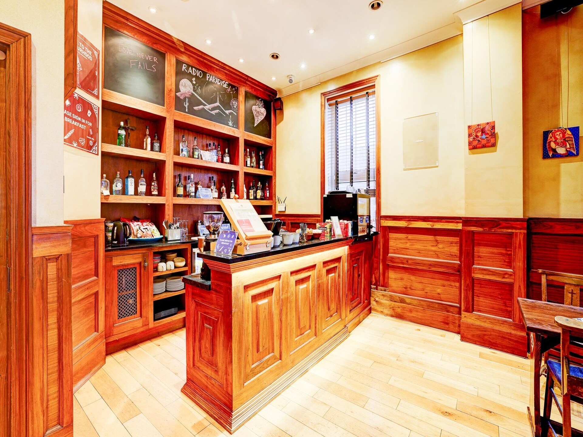 Kleurrijke single kamer met gedeelde badkamer in boetiekhotel Camberwell - foto 6