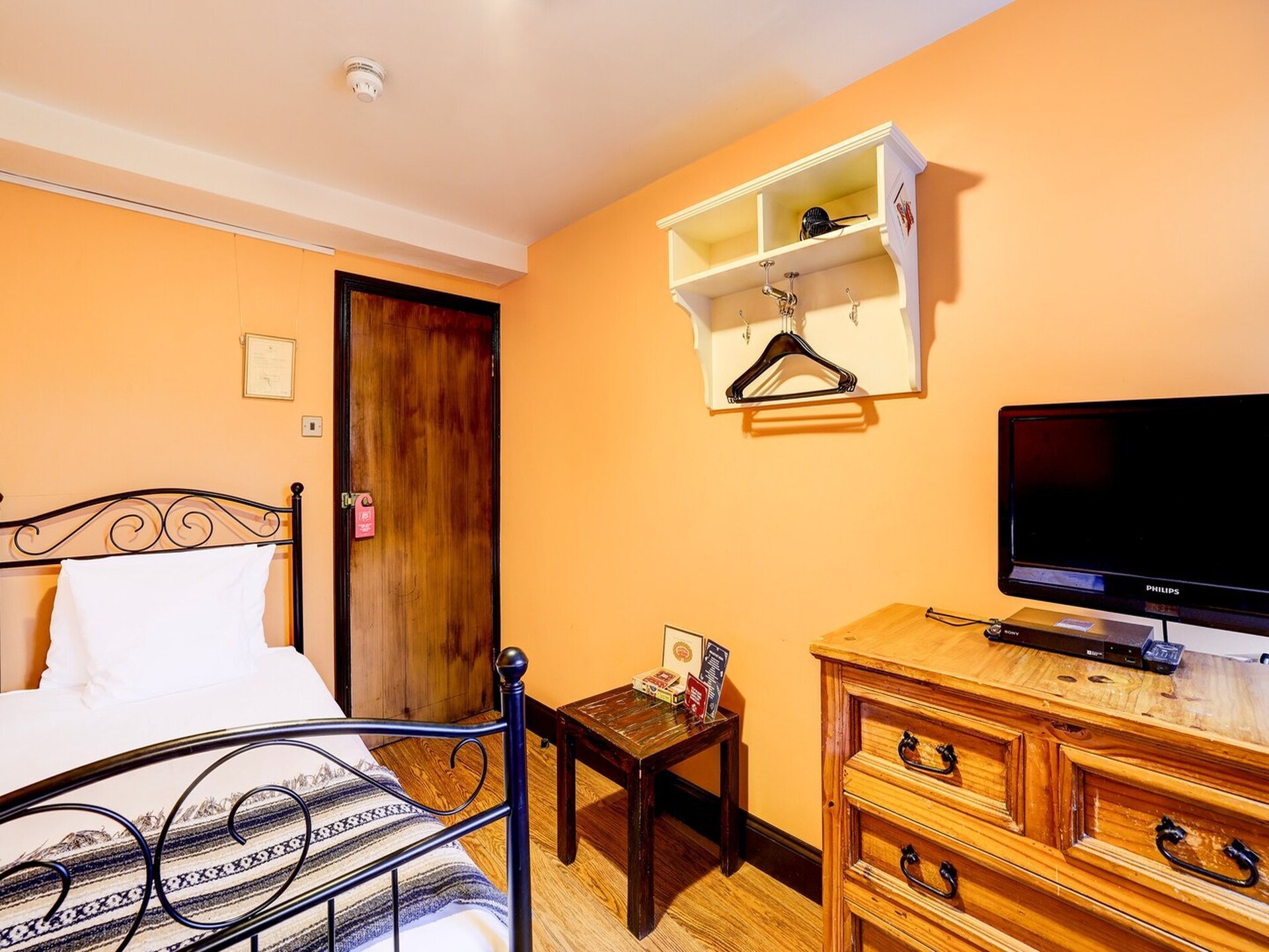 Kleurrijke single kamer met gedeelde badkamer in boetiekhotel Camberwell - foto 10