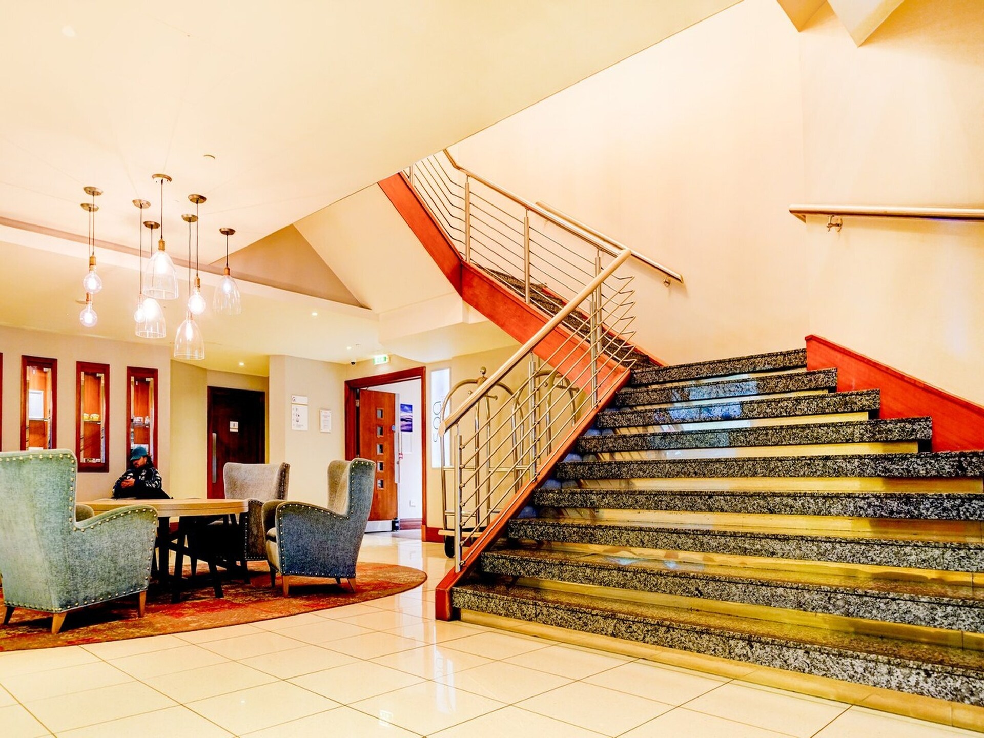 Knusse Classic Triple Room in hartje Cardiff – ideaal voor drie gasten - foto 33