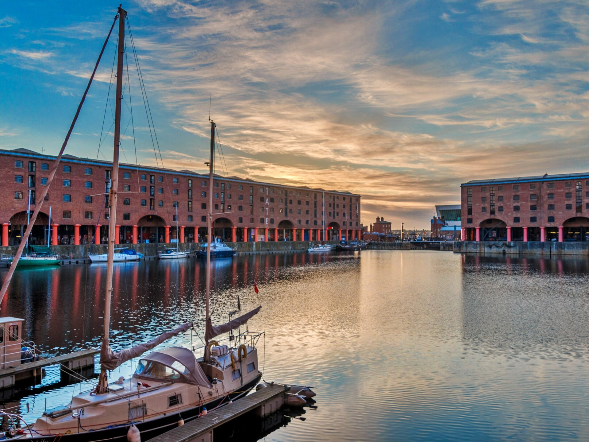 The Houseboat, Liverpool Marina - foto 1