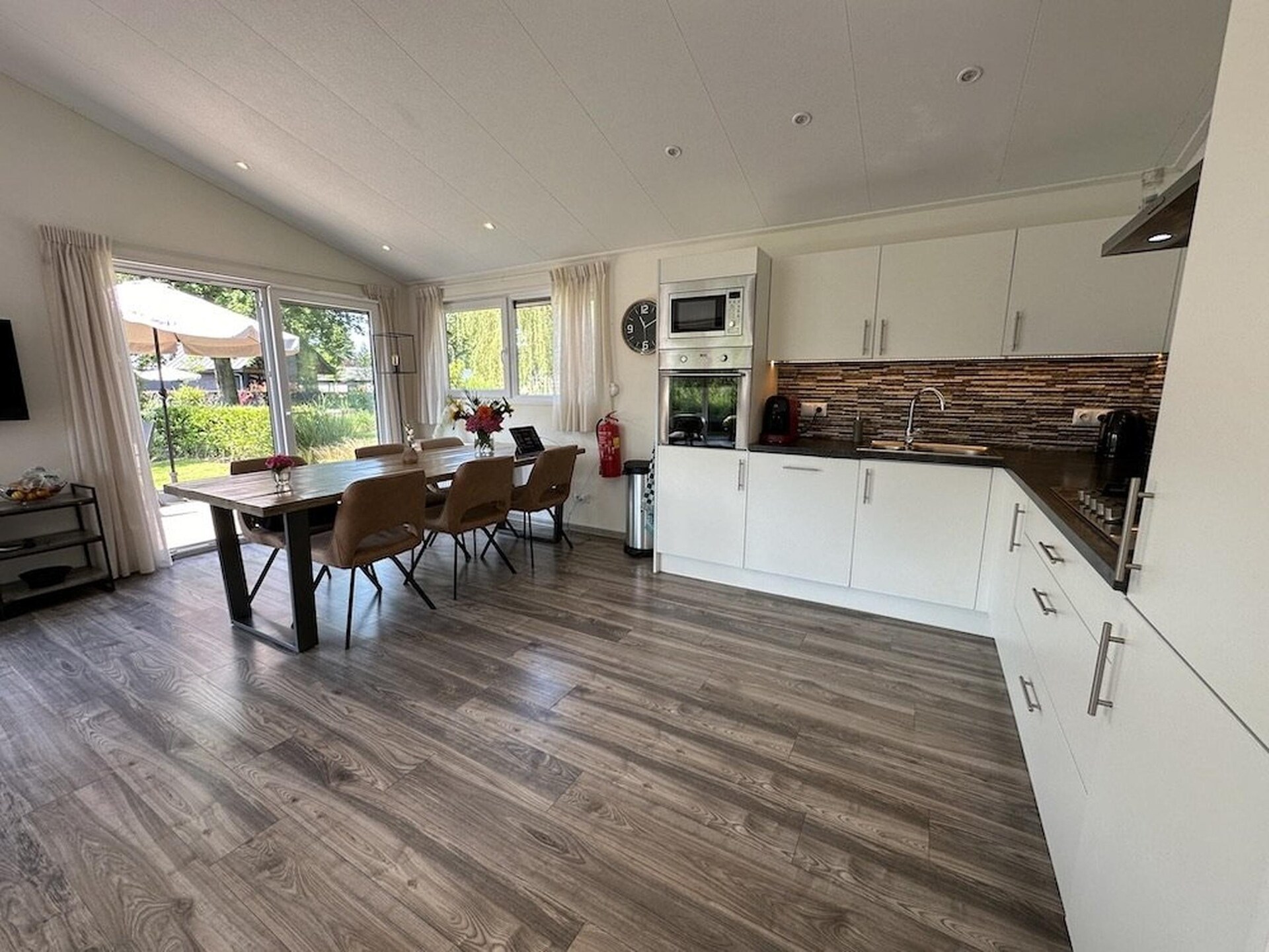 Modern vrijstaand chalet bij Veluwemeer, 6 pers., tuin 729m² - foto 22