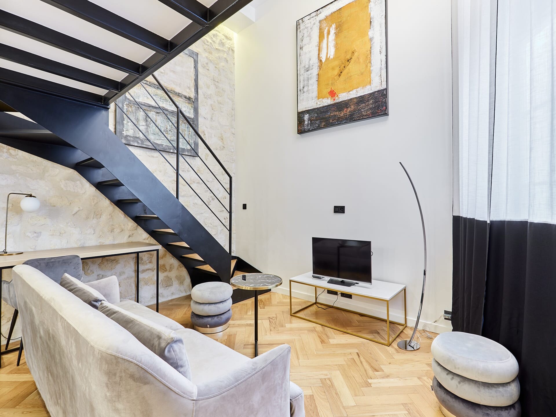Duplex appartement met 2 badkamers in levendig hart van Parijs - foto 8