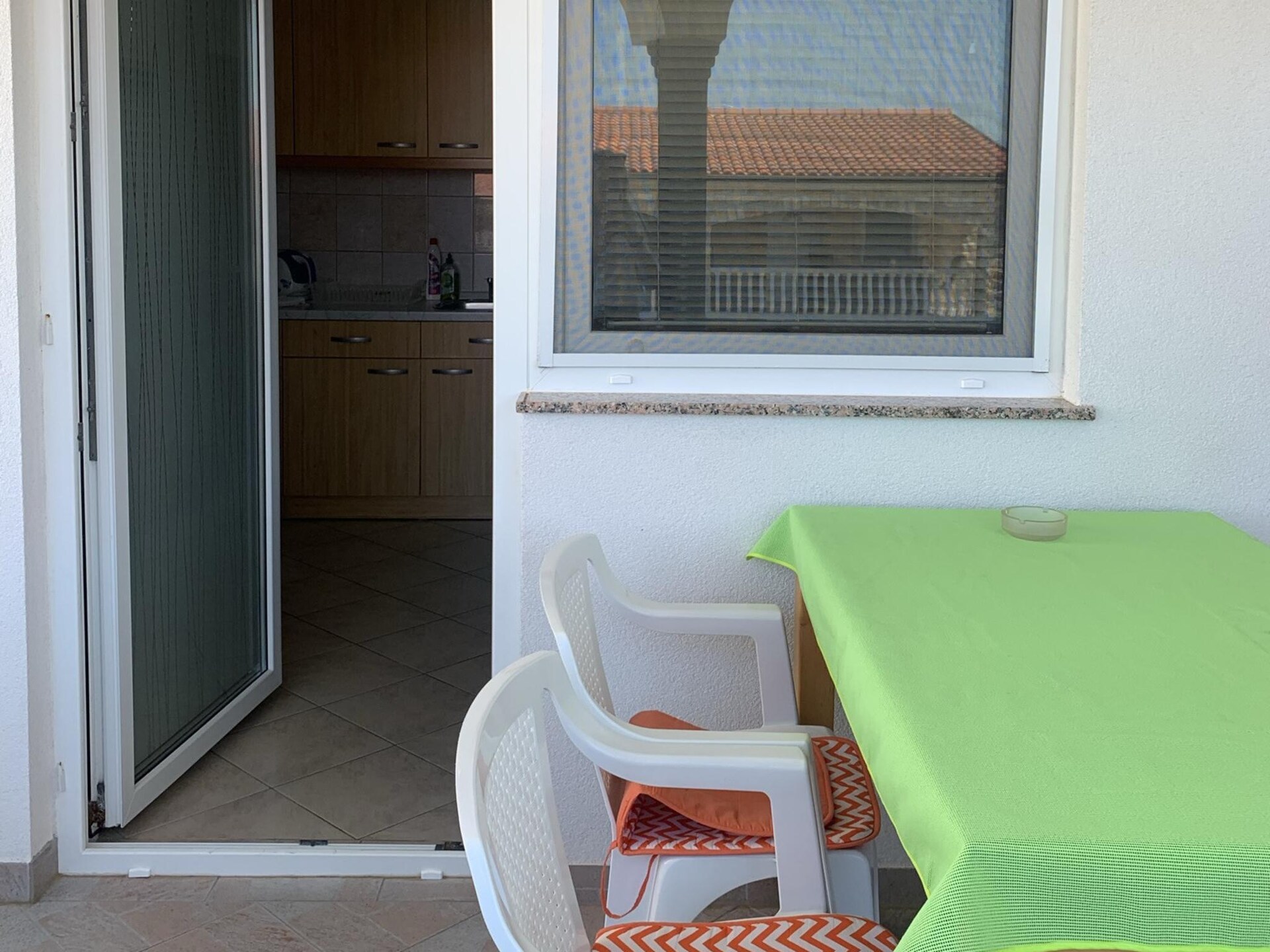 Knus appartement Vir 5 op 130 meter van zee met tuin en barbecue - foto 16