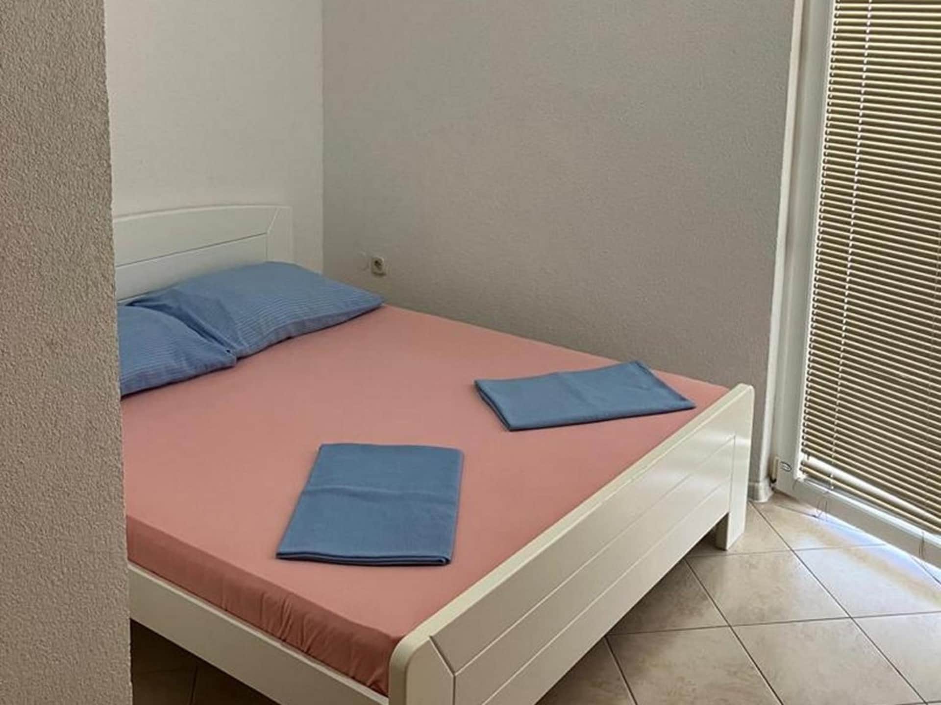 2-persoons appartement aan het strand in Vir - foto 9