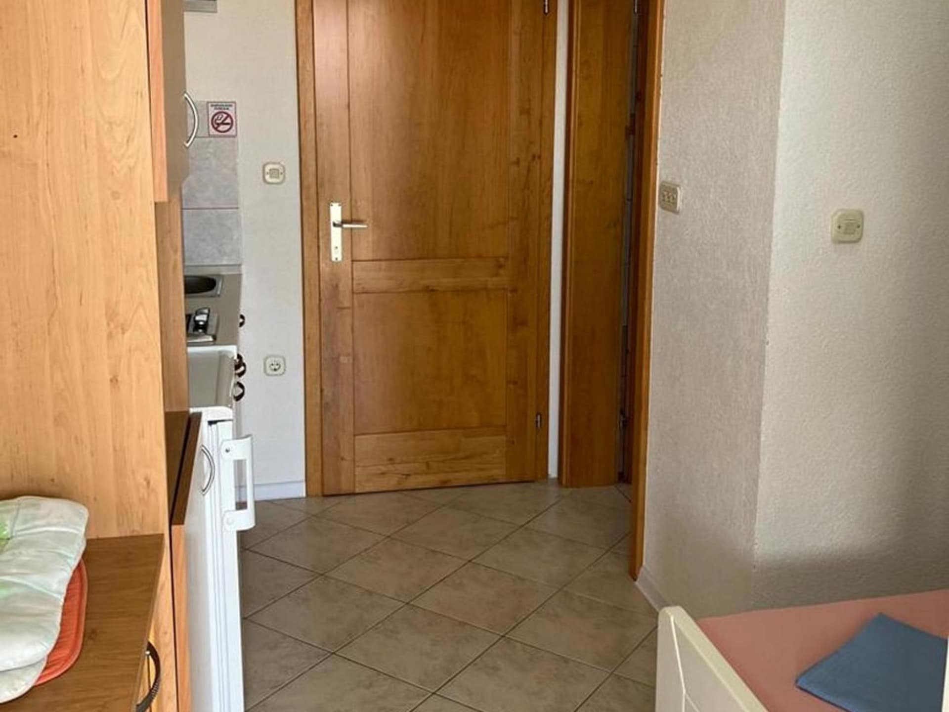 2-persoons appartement aan het strand in Vir - foto 10