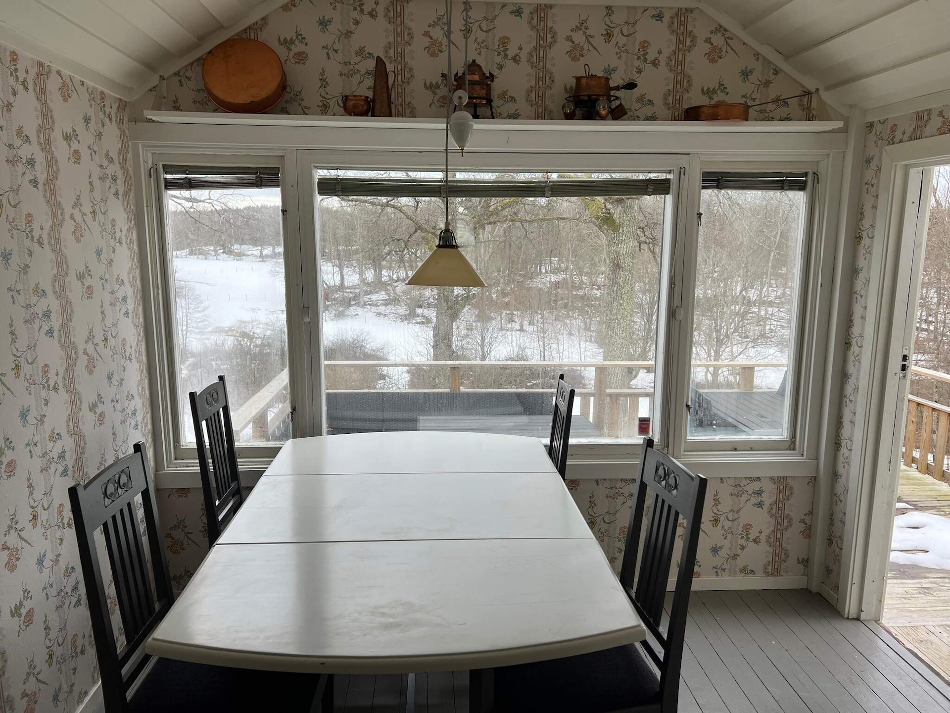 Sfeervol vakantiehuis met sauna en natuurzicht op Ingarö - foto 10